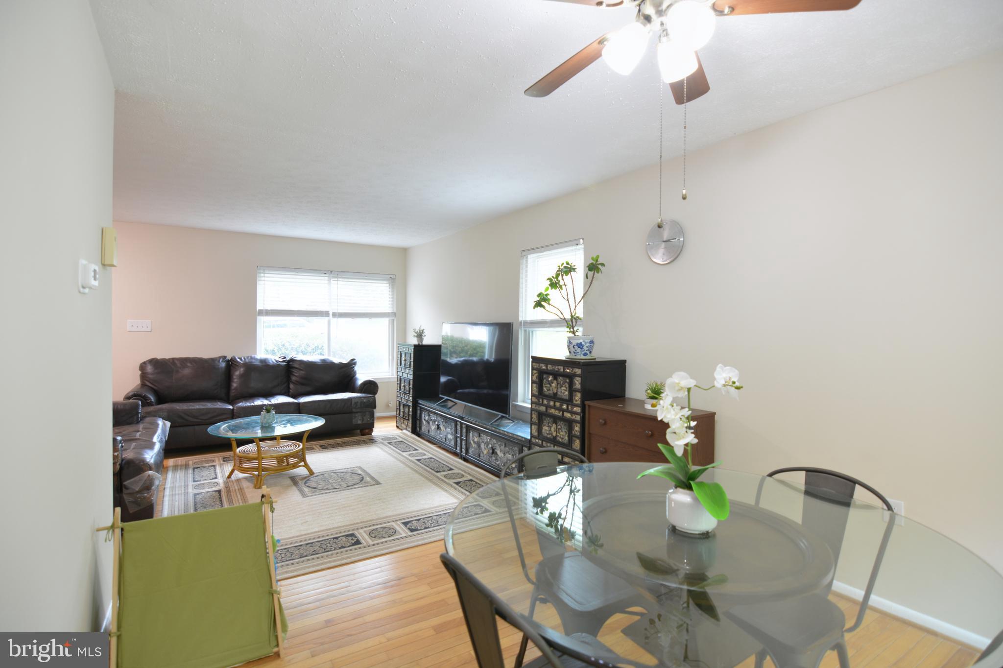 QUINCE ORCHARD MANOR - Residential