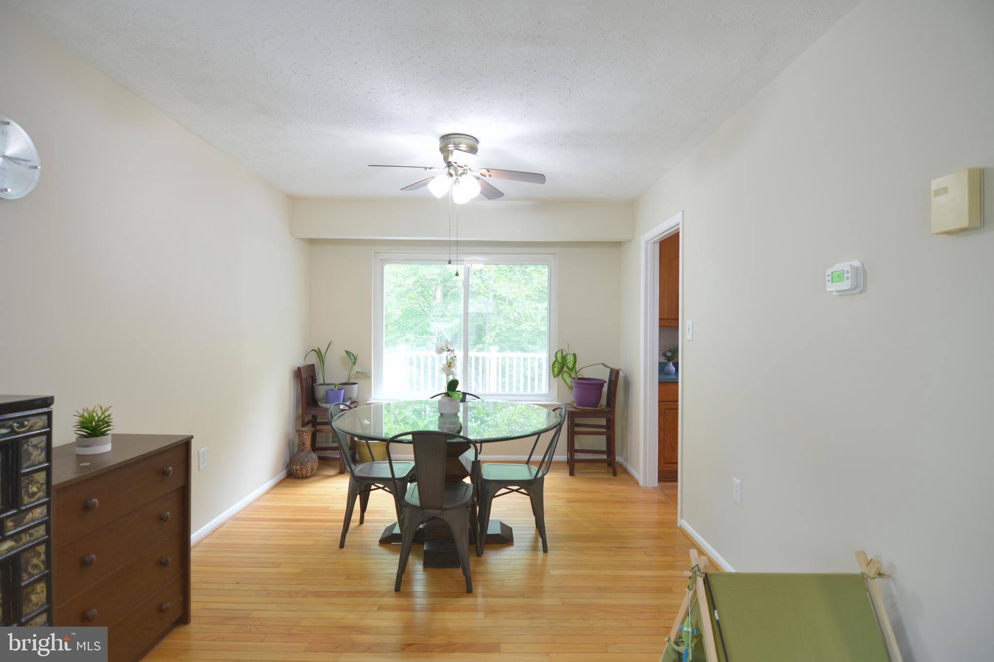 QUINCE ORCHARD MANOR - Residential