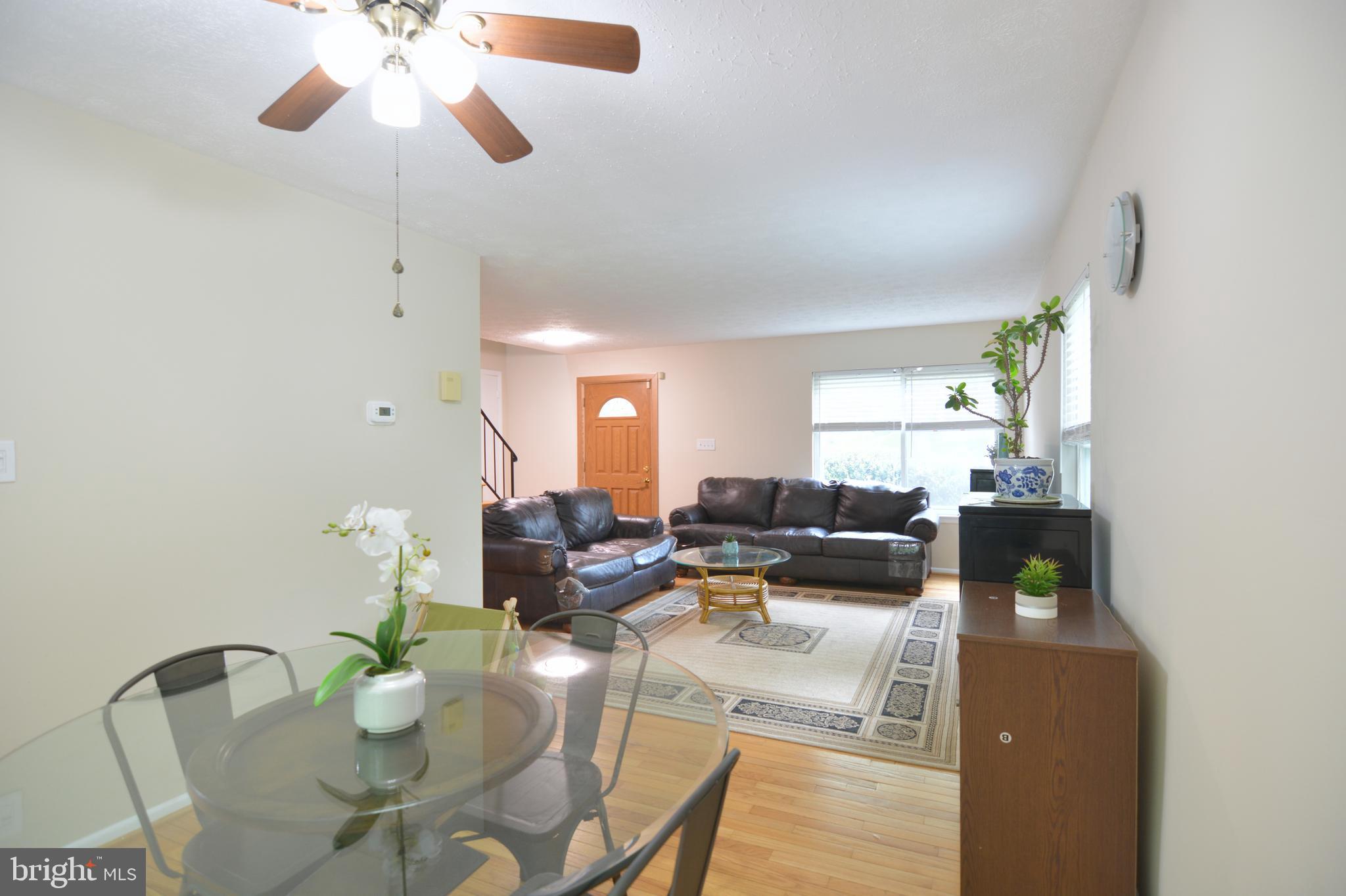 QUINCE ORCHARD MANOR - Residential