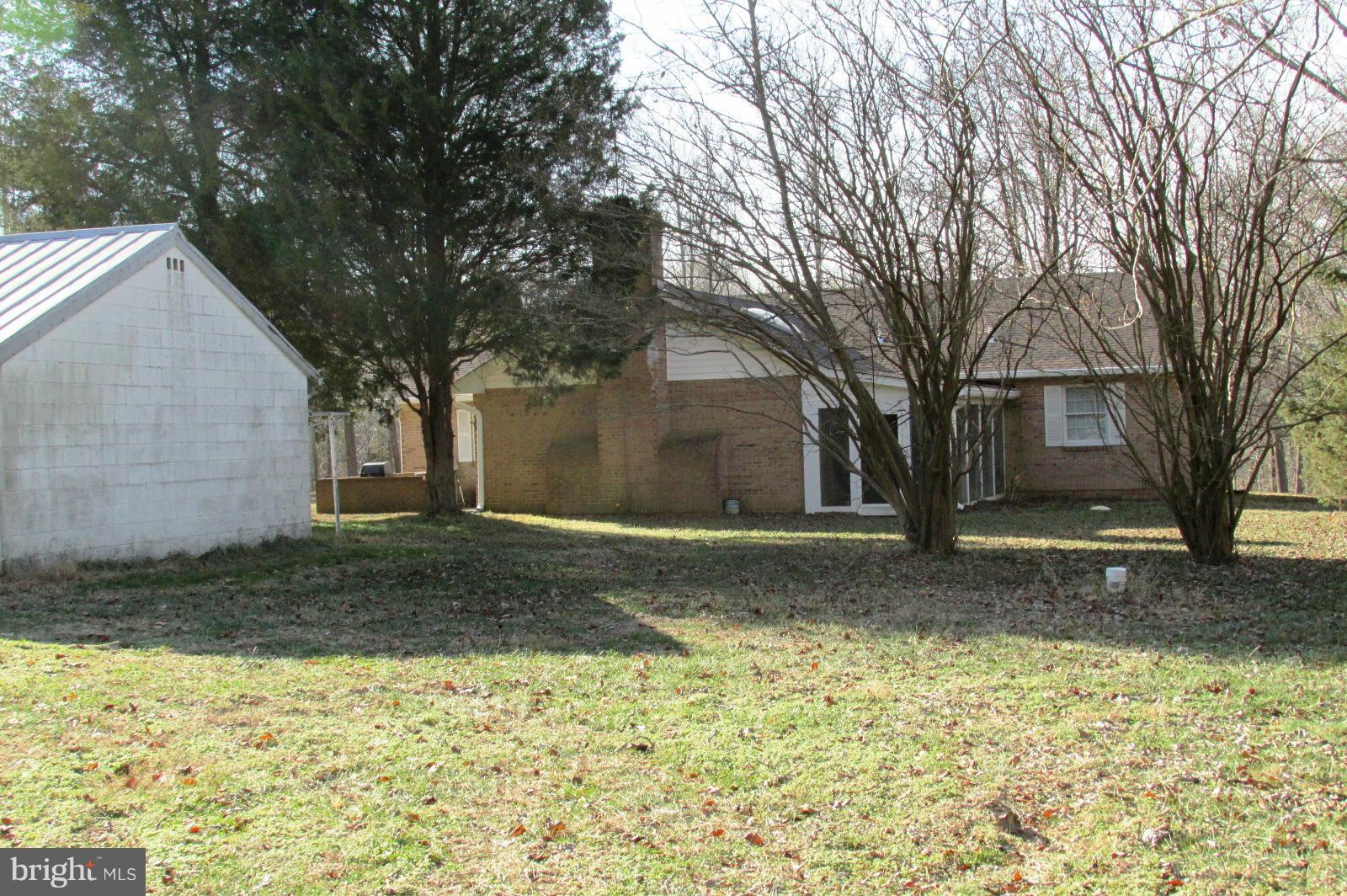 FRIENDSHIP KNOLLS - Residential