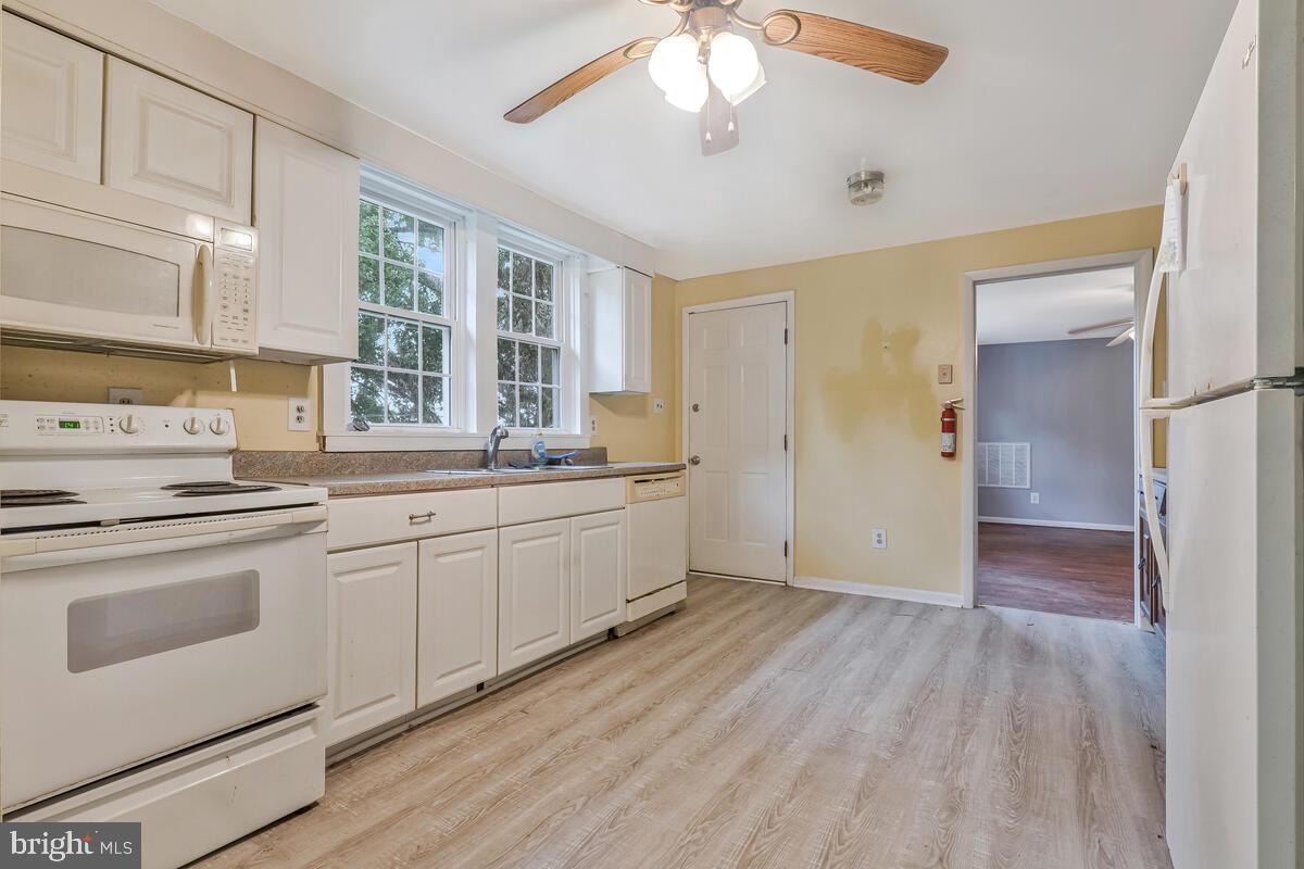 OLD VILLAGE - Residential