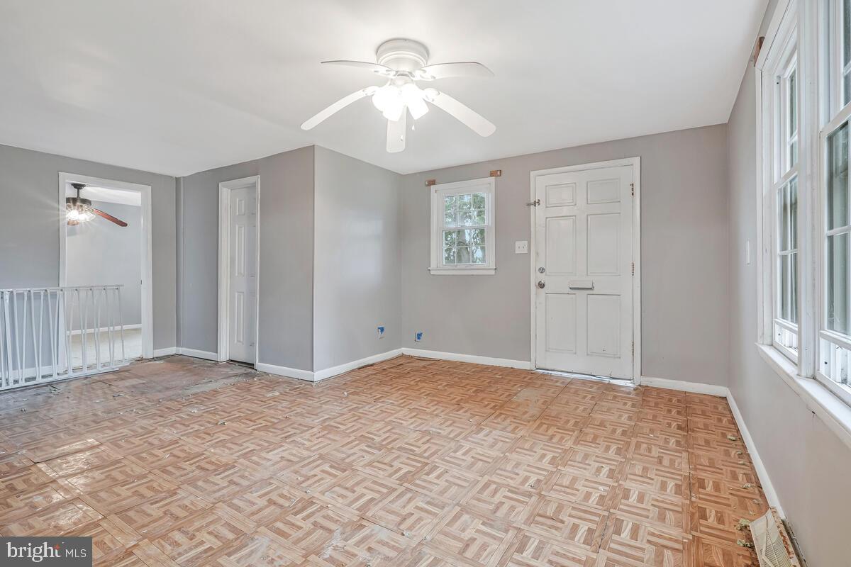 OLD VILLAGE - Residential