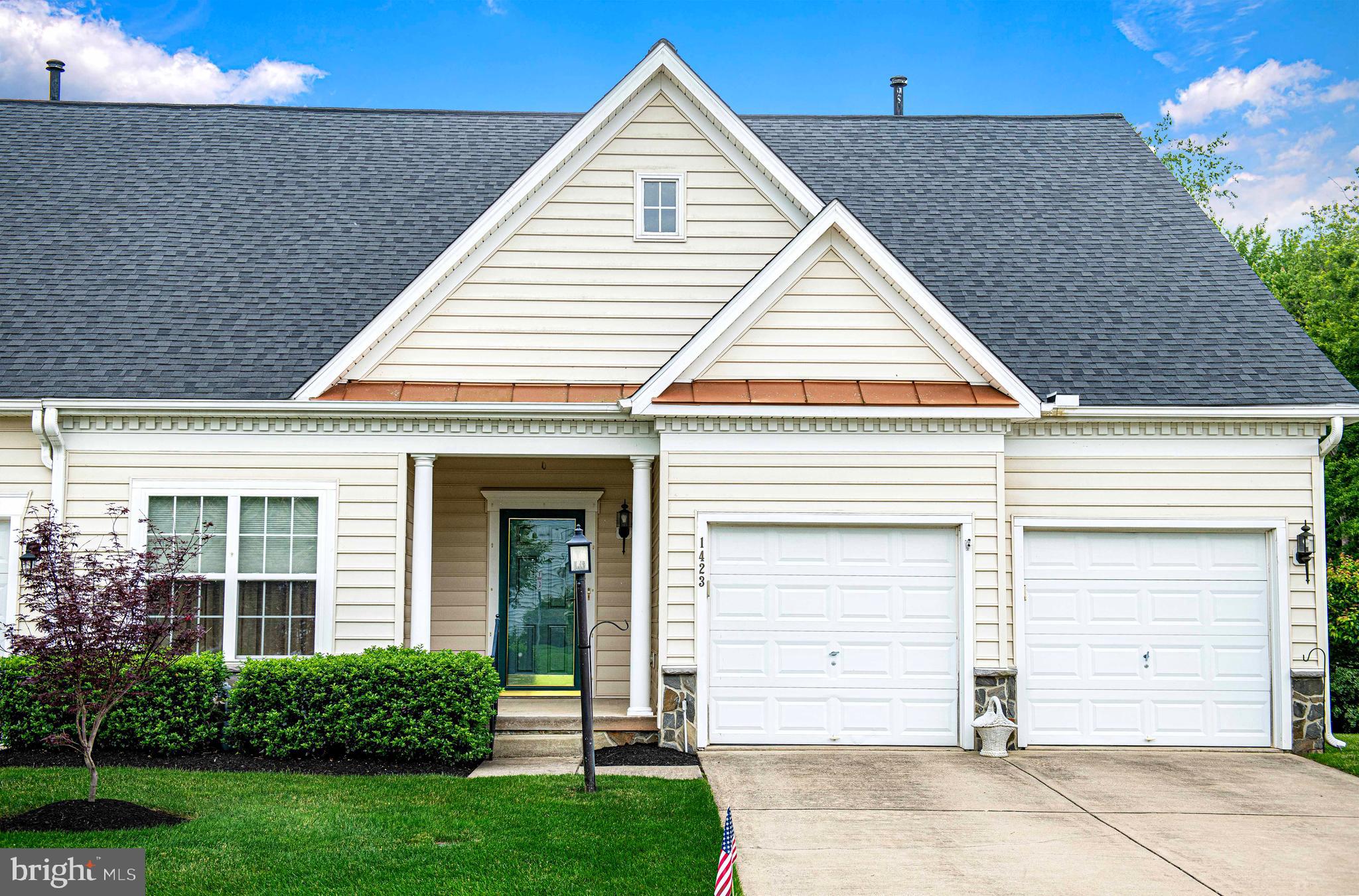 HICKORY OVERLOOK - Residential
