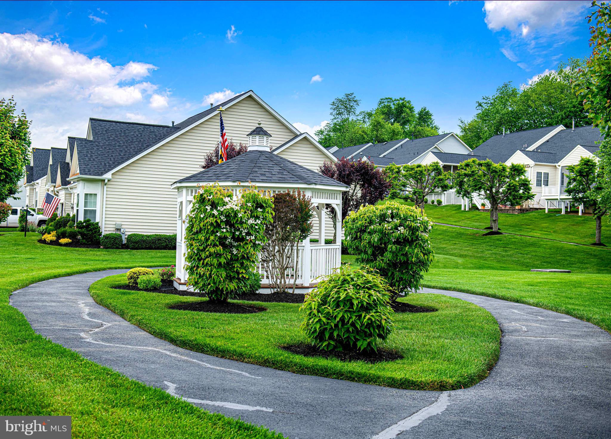 HICKORY OVERLOOK - Residential