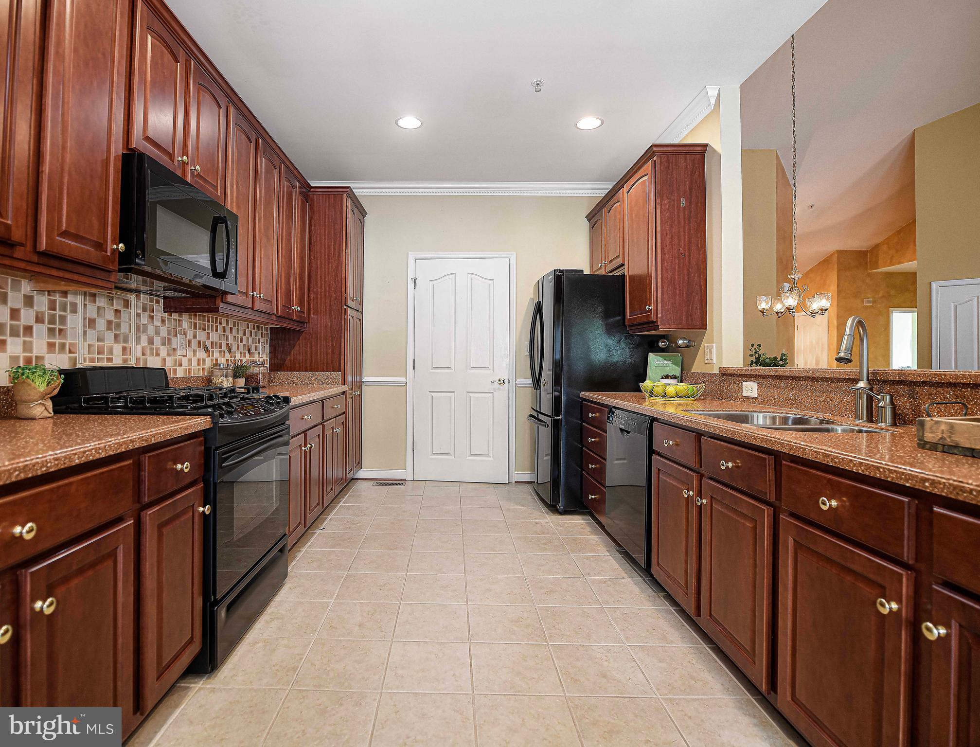 HICKORY OVERLOOK - Residential