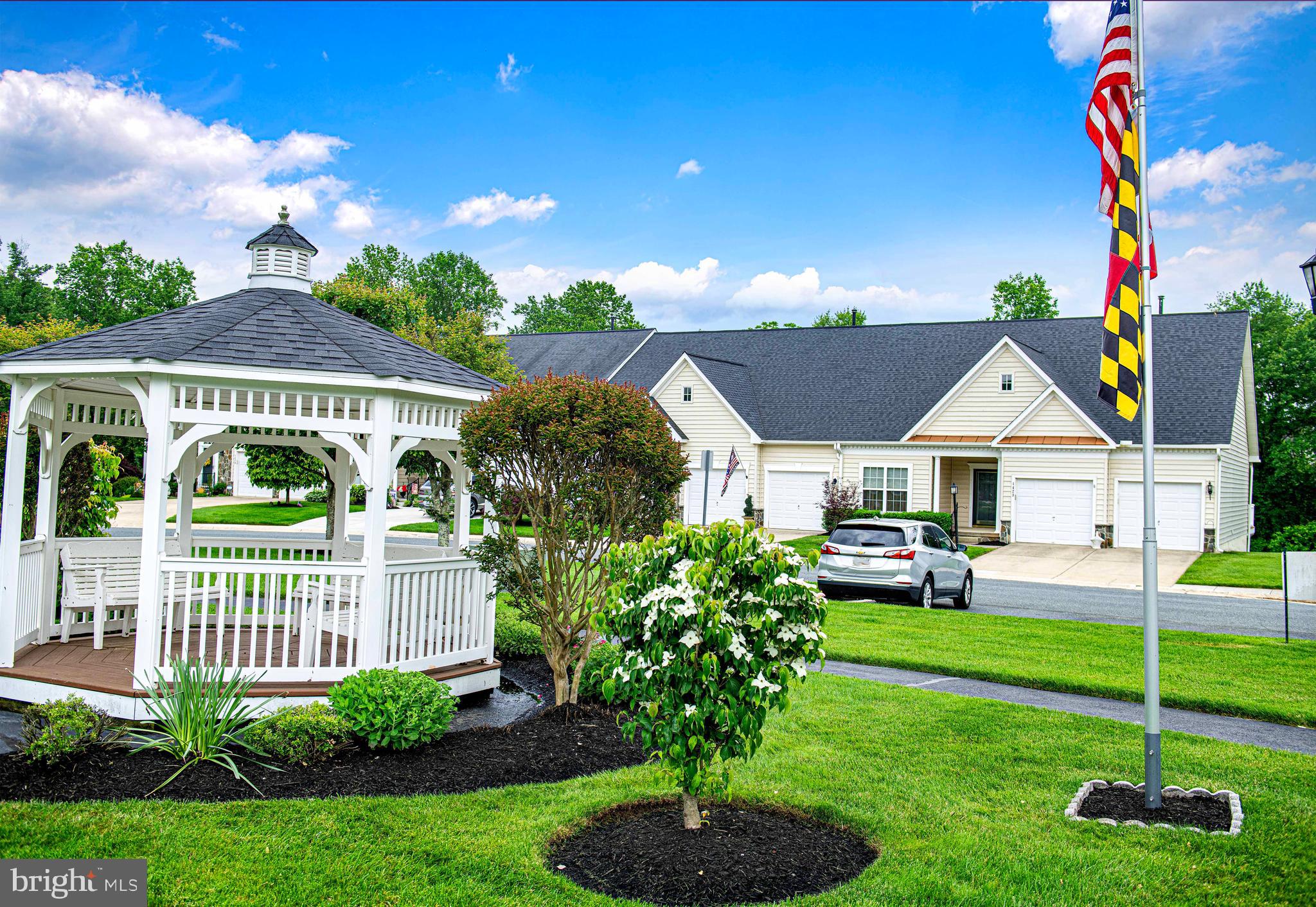 HICKORY OVERLOOK - Residential