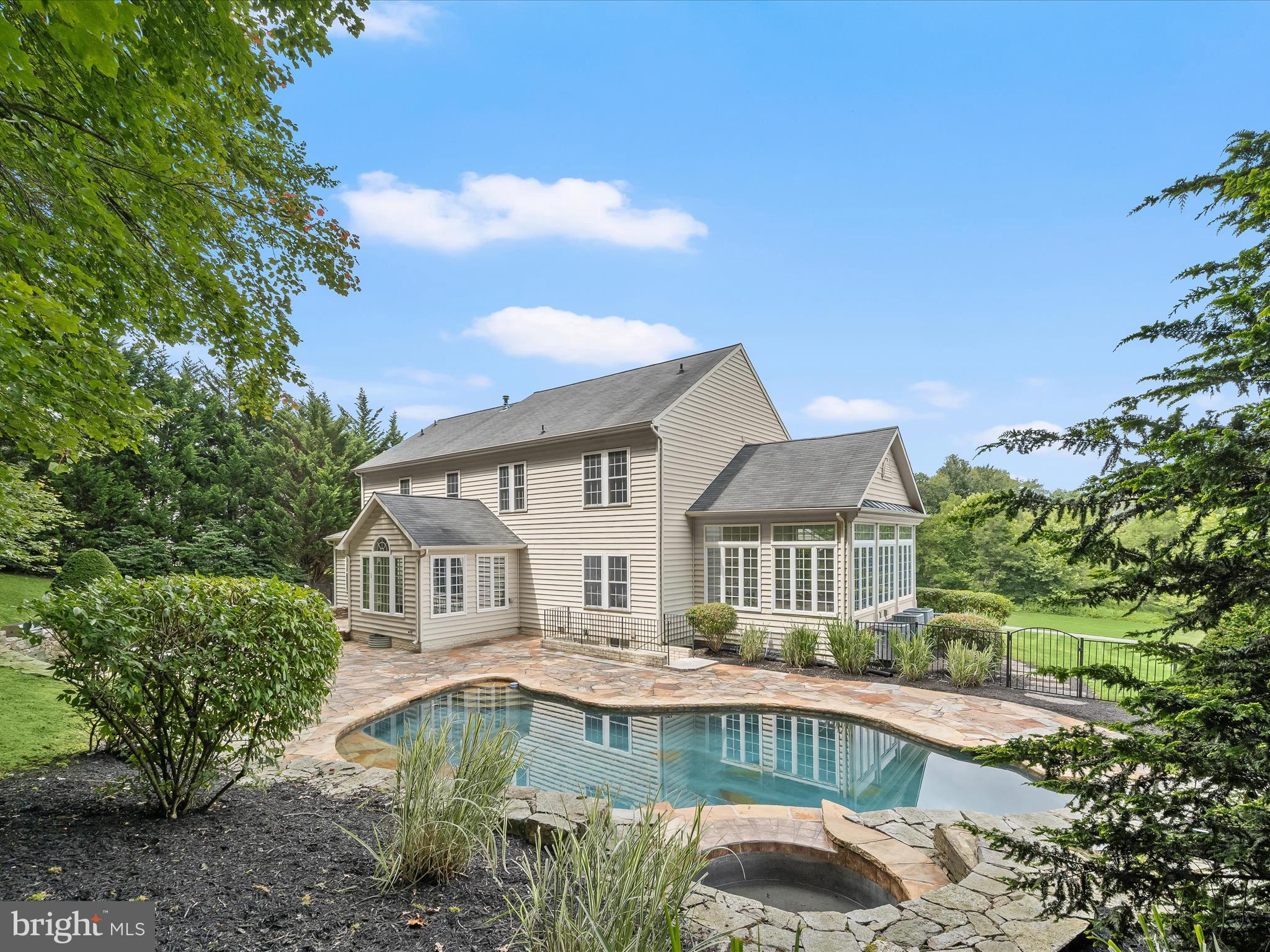 CAMERON MILL - Residential