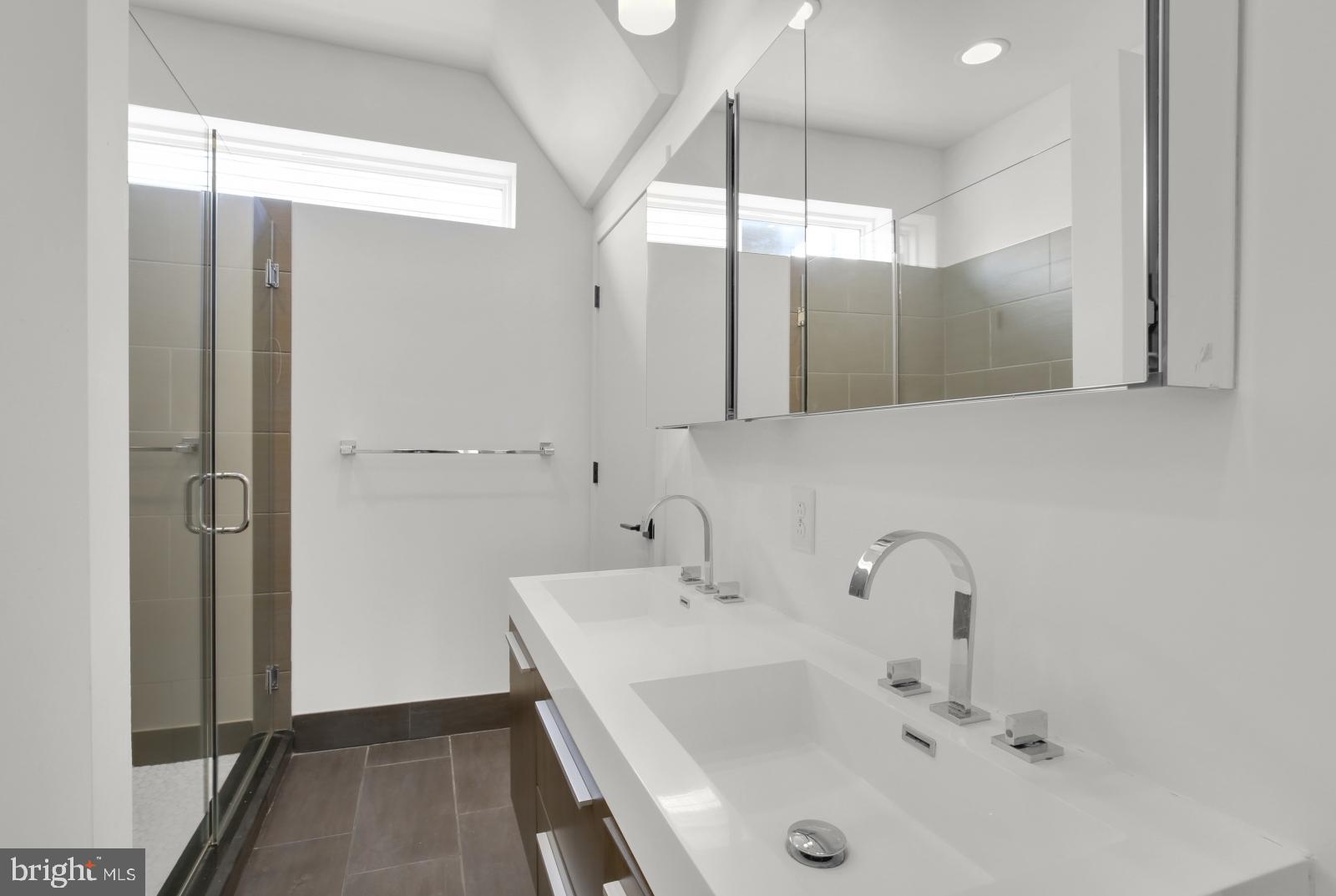 FISHTOWN - Residential Lease