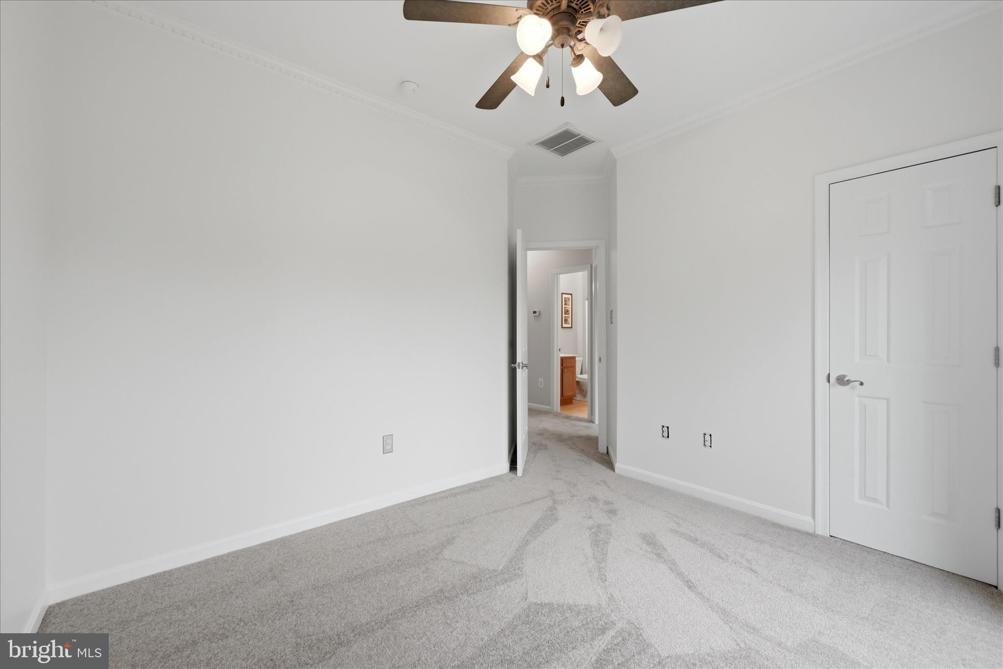 LAKE HOLIDAY ESTATES - Residential