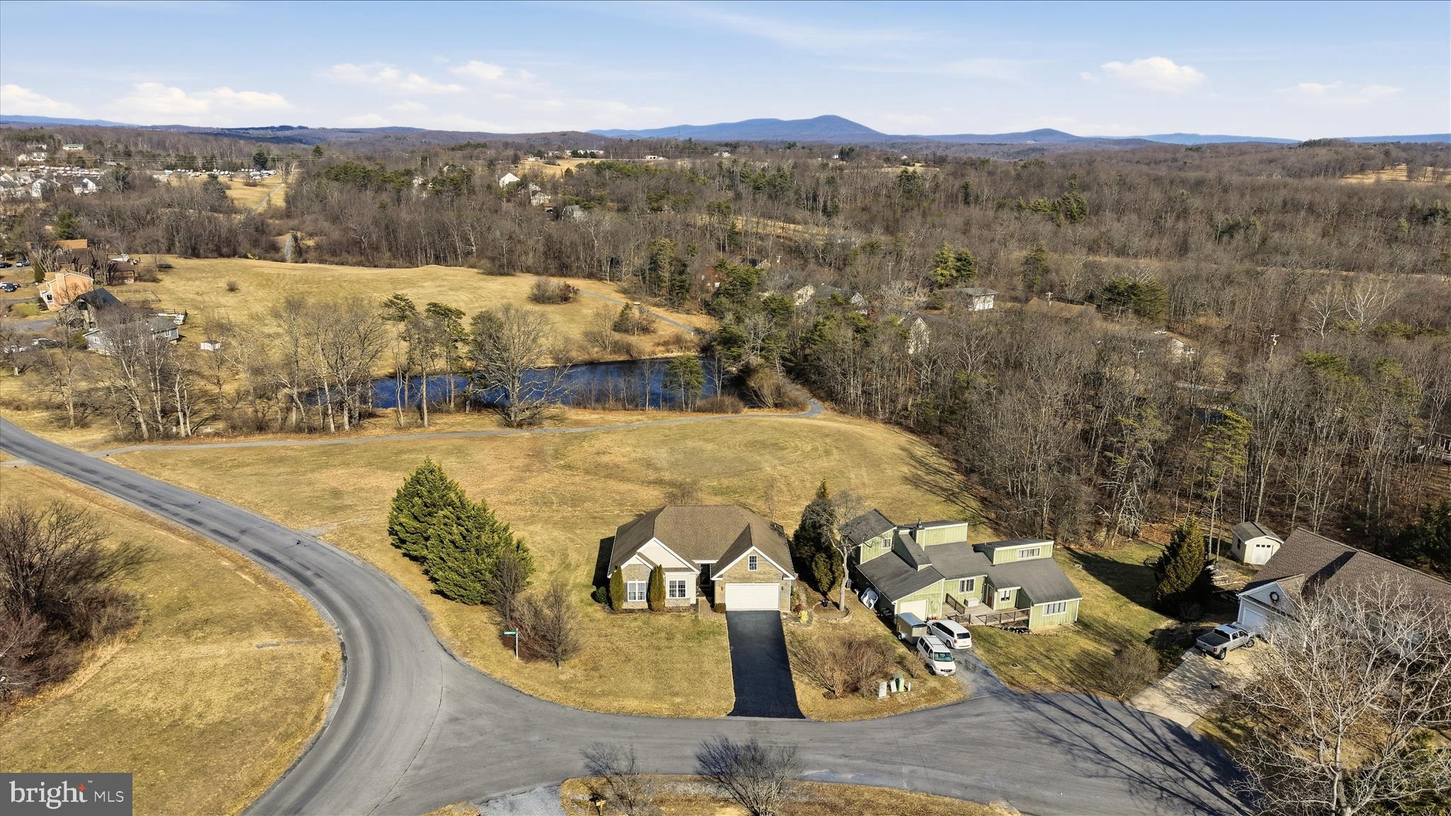 LAKE HOLIDAY ESTATES - Residential
