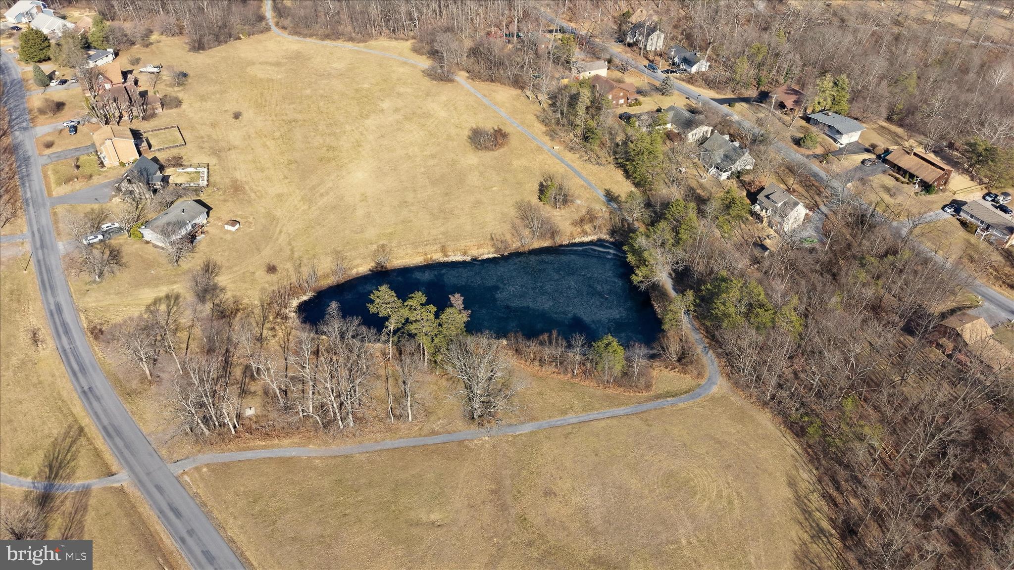 LAKE HOLIDAY ESTATES - Residential