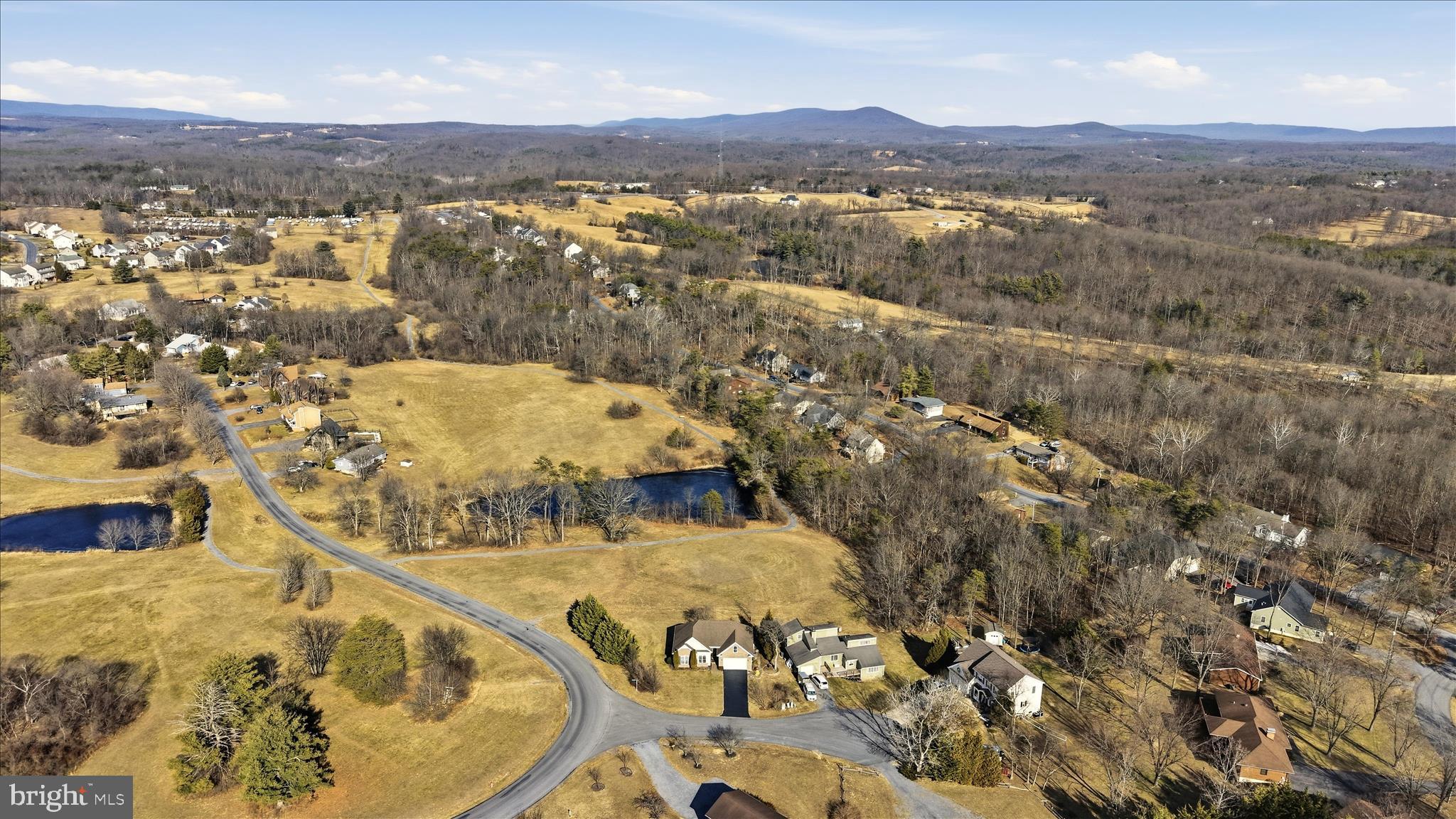 LAKE HOLIDAY ESTATES - Residential