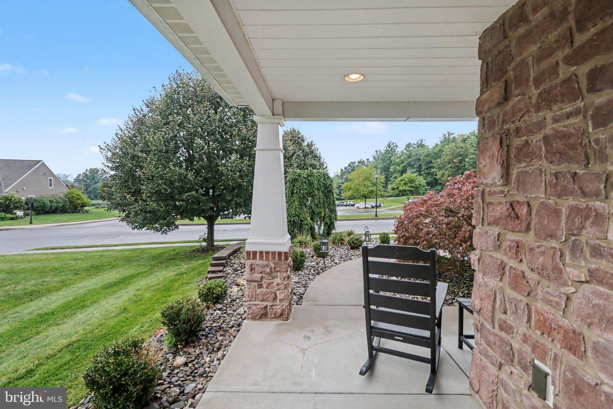 1019 ALDEN WAY