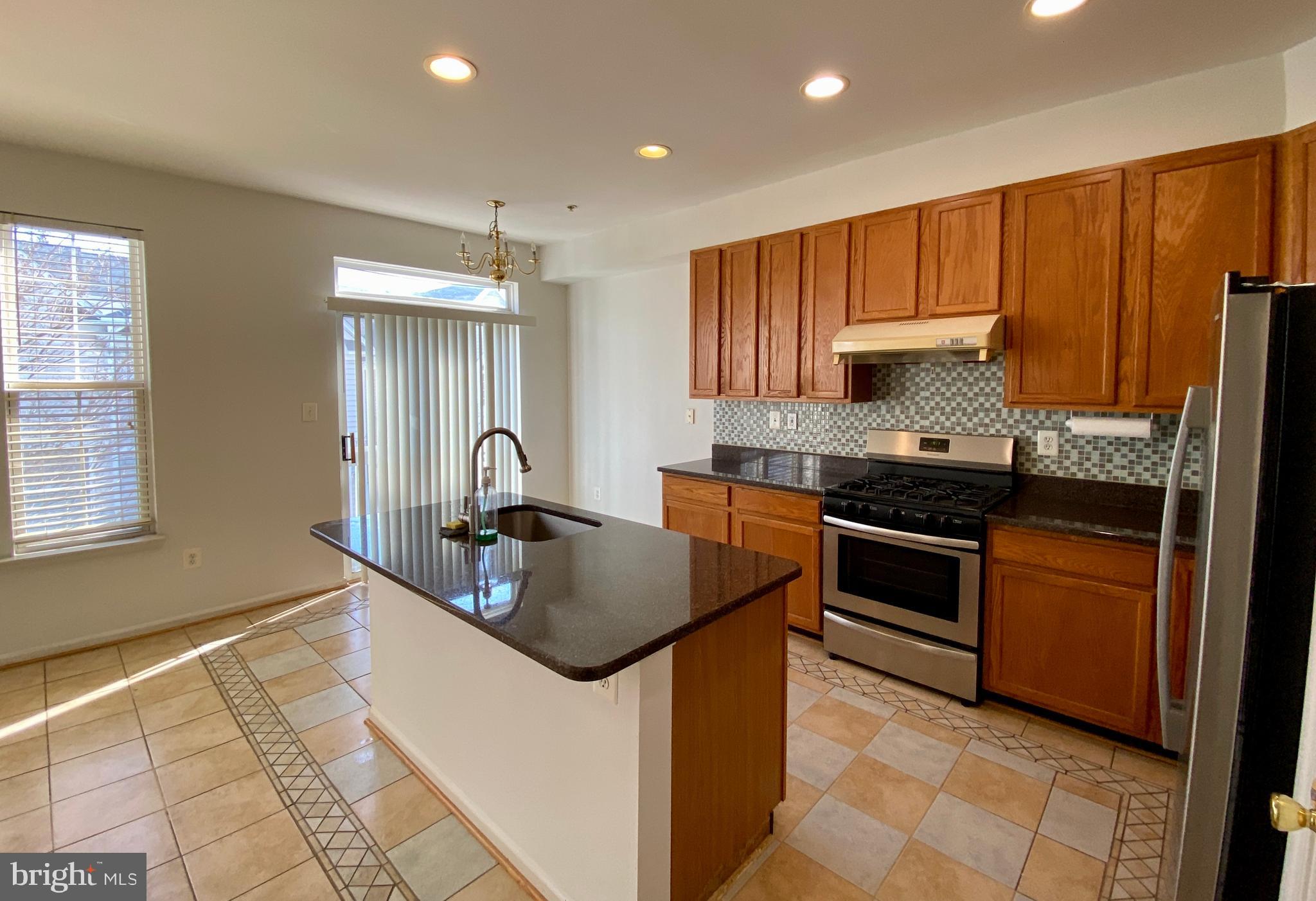 KING FARM - Residential Lease