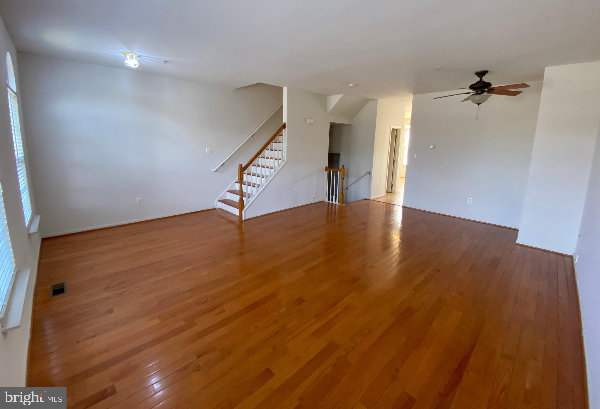 KING FARM - Residential Lease