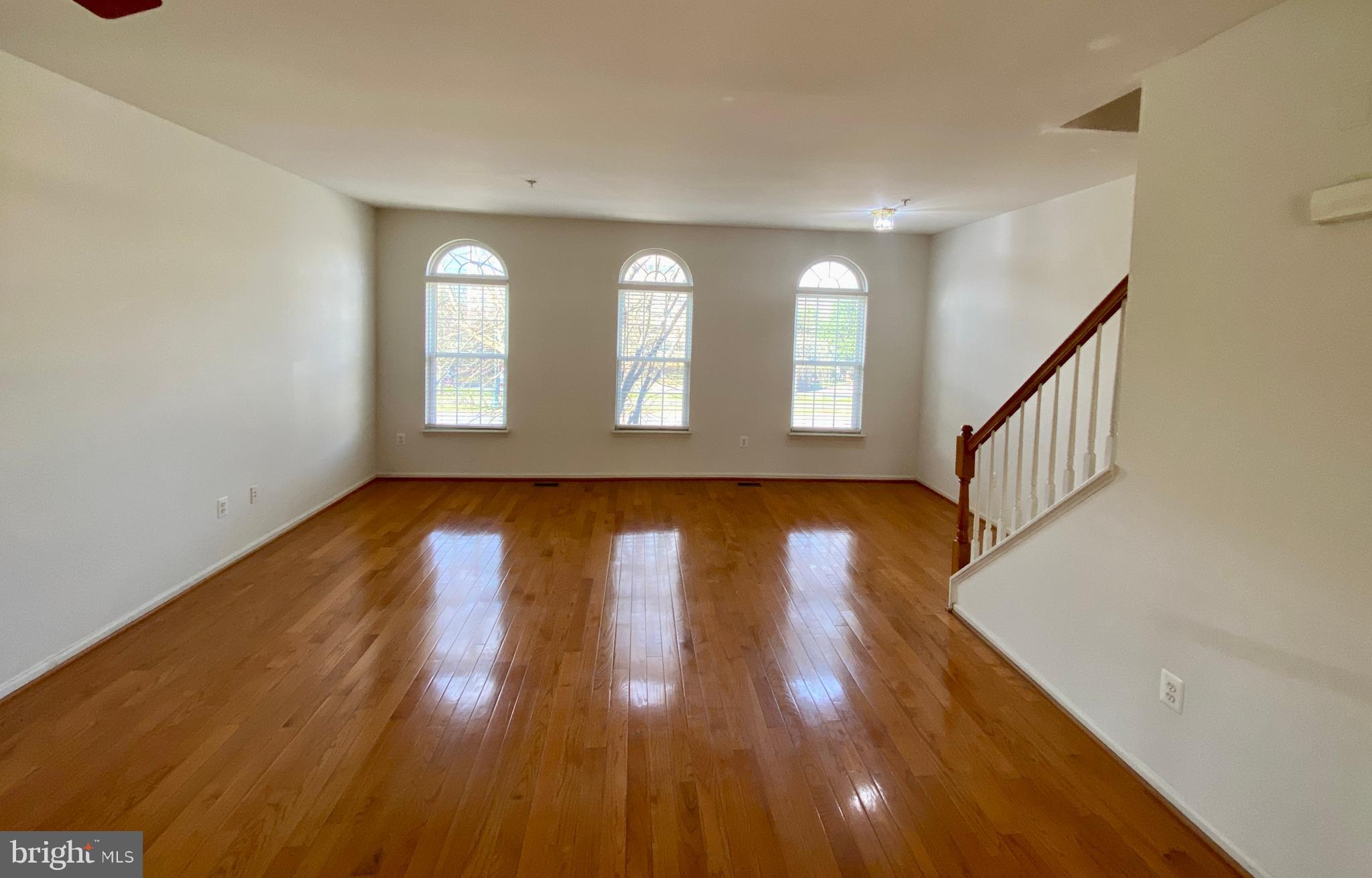 KING FARM - Residential Lease