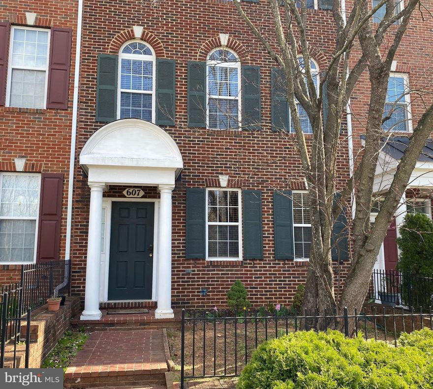 LOCATION LOCATION LOCATION in the most sought after rental location, King Farm development. Light-filled brick townhouse. Good school district, close to Safeway, Moms, Amazon Fresh, Starbucks, restaurants and Carl Henn Millennium Trail. Three- level townhouse with 3 bedrooms, 2 full bath and 2 half bath. Upgraded kitchen with granite counter-tops, center island, stainless steel appliance, breakfast area and pantry, NEW WINDOWS installed in 2024 and hardwood floor on all three levels, 2 car garage. It has a community center w/ two outdoor pools , pickleball and tennis courts and two city parks. FREE SHUTTLES TO SHADY GROVE METRO