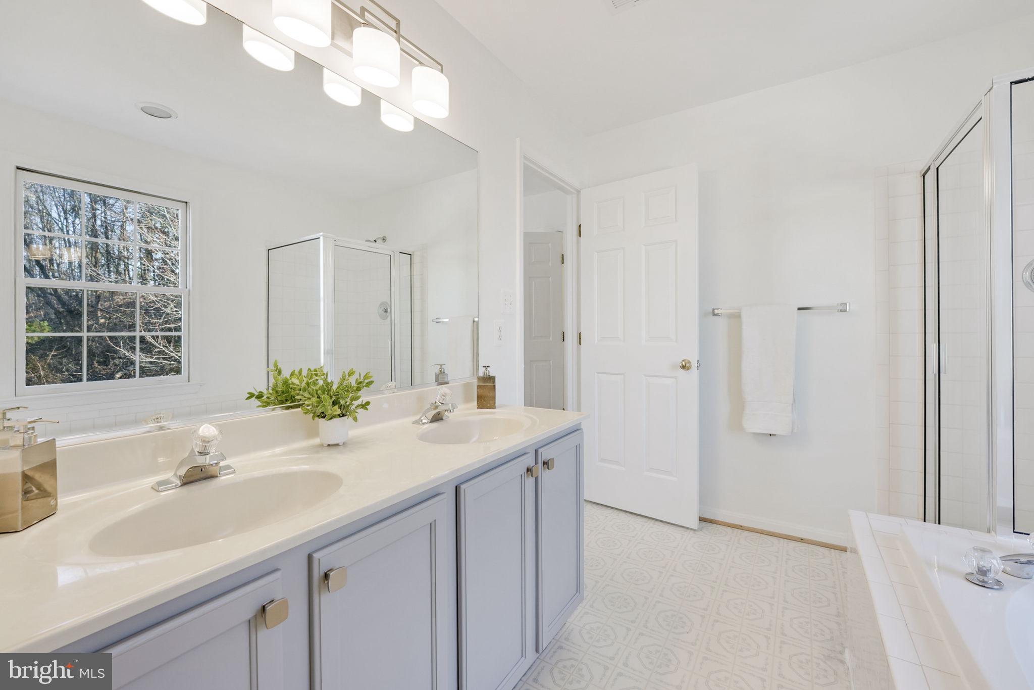 NEWPORT - Residential