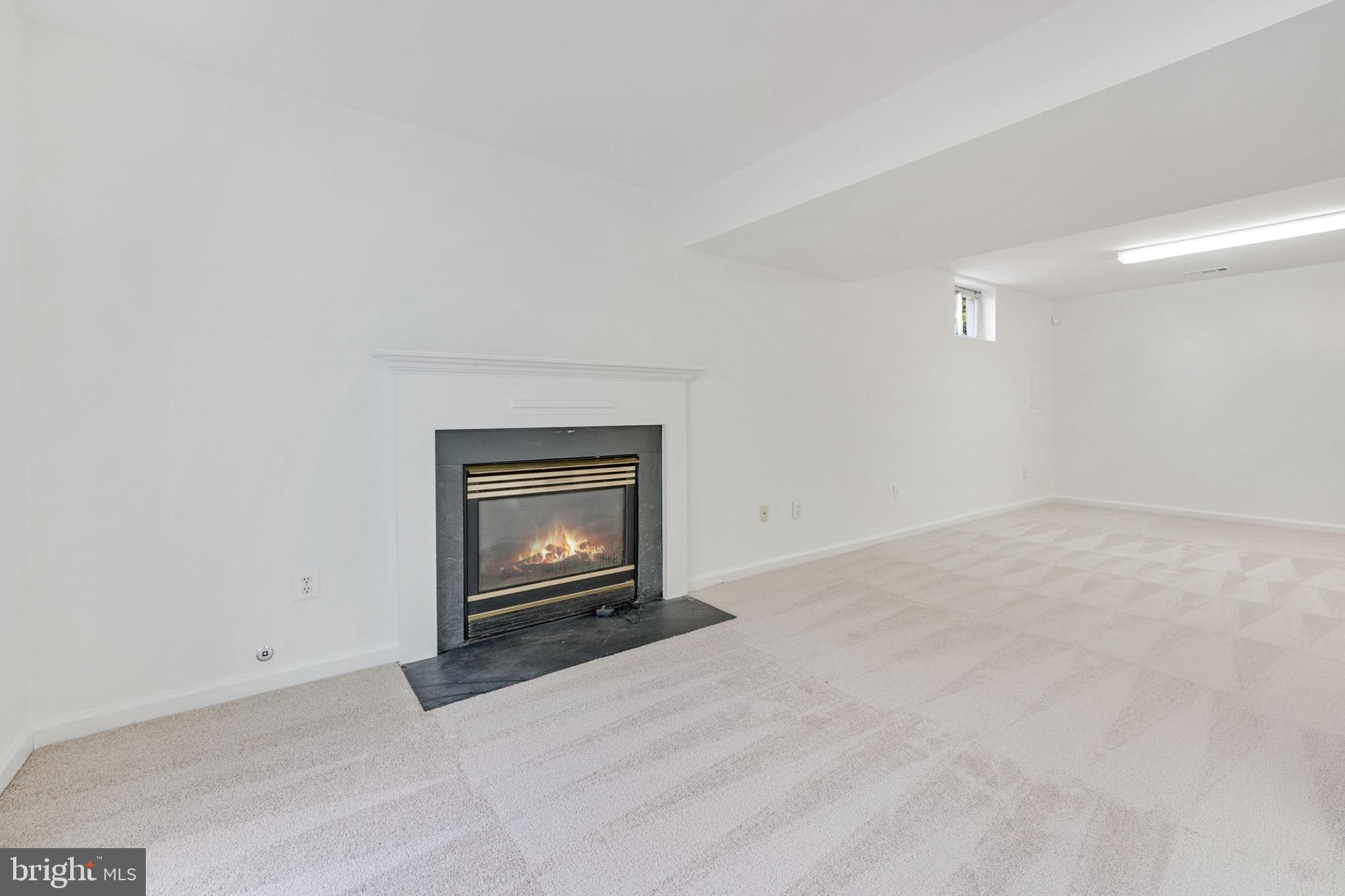 NEWPORT - Residential