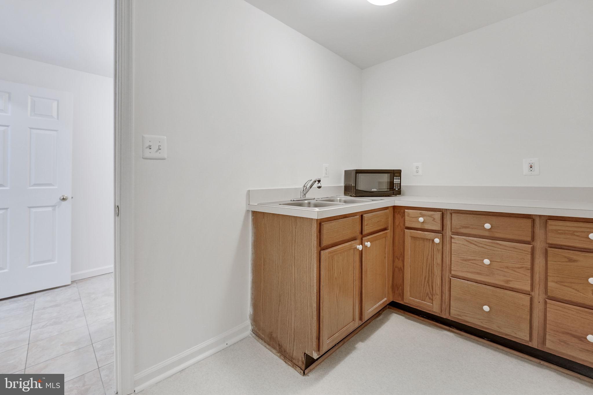 NEWPORT - Residential