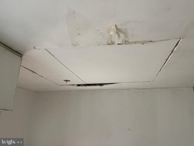 MAPLEWOOD - Residential