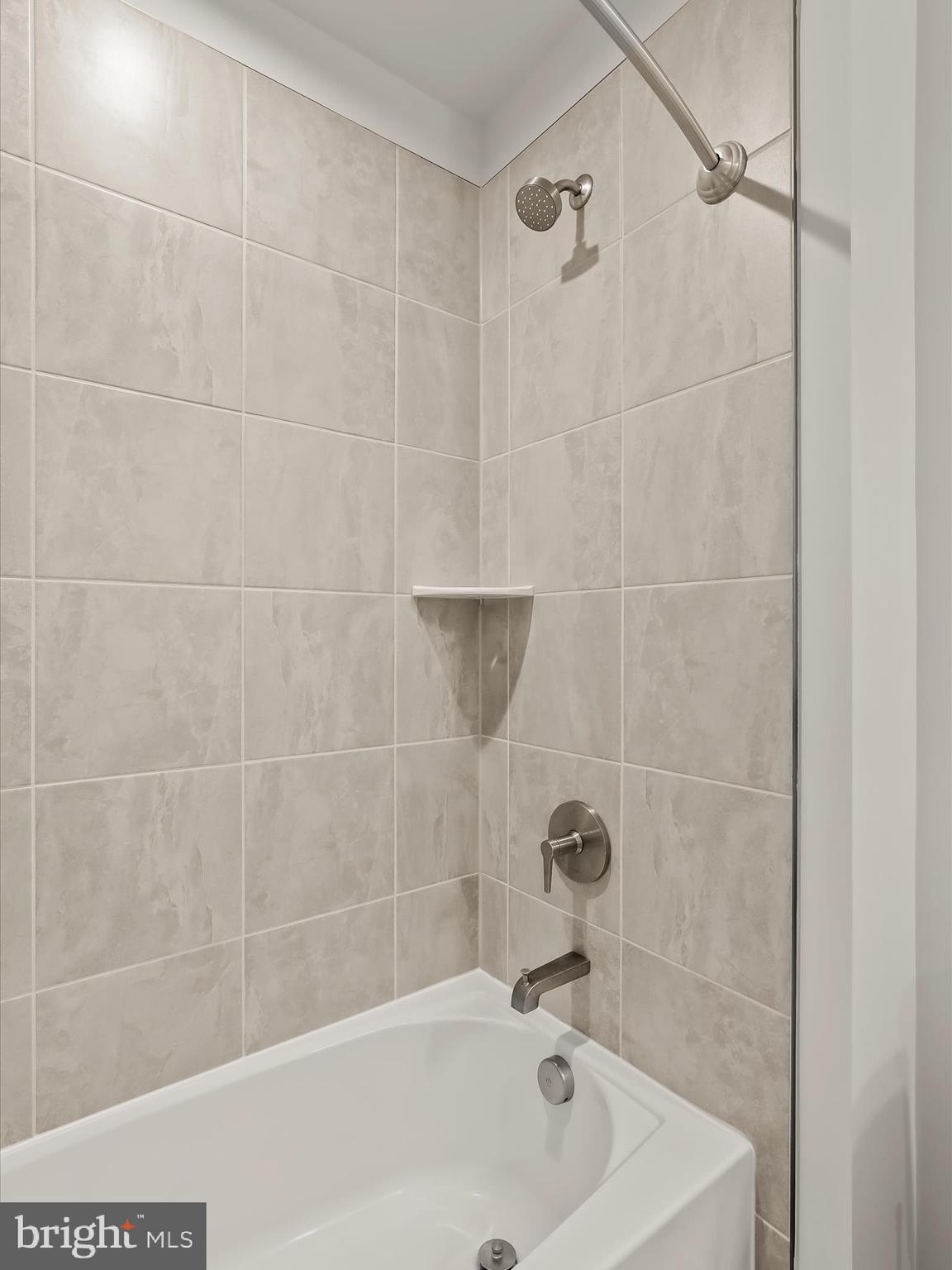 GRACE WOODS - Residential