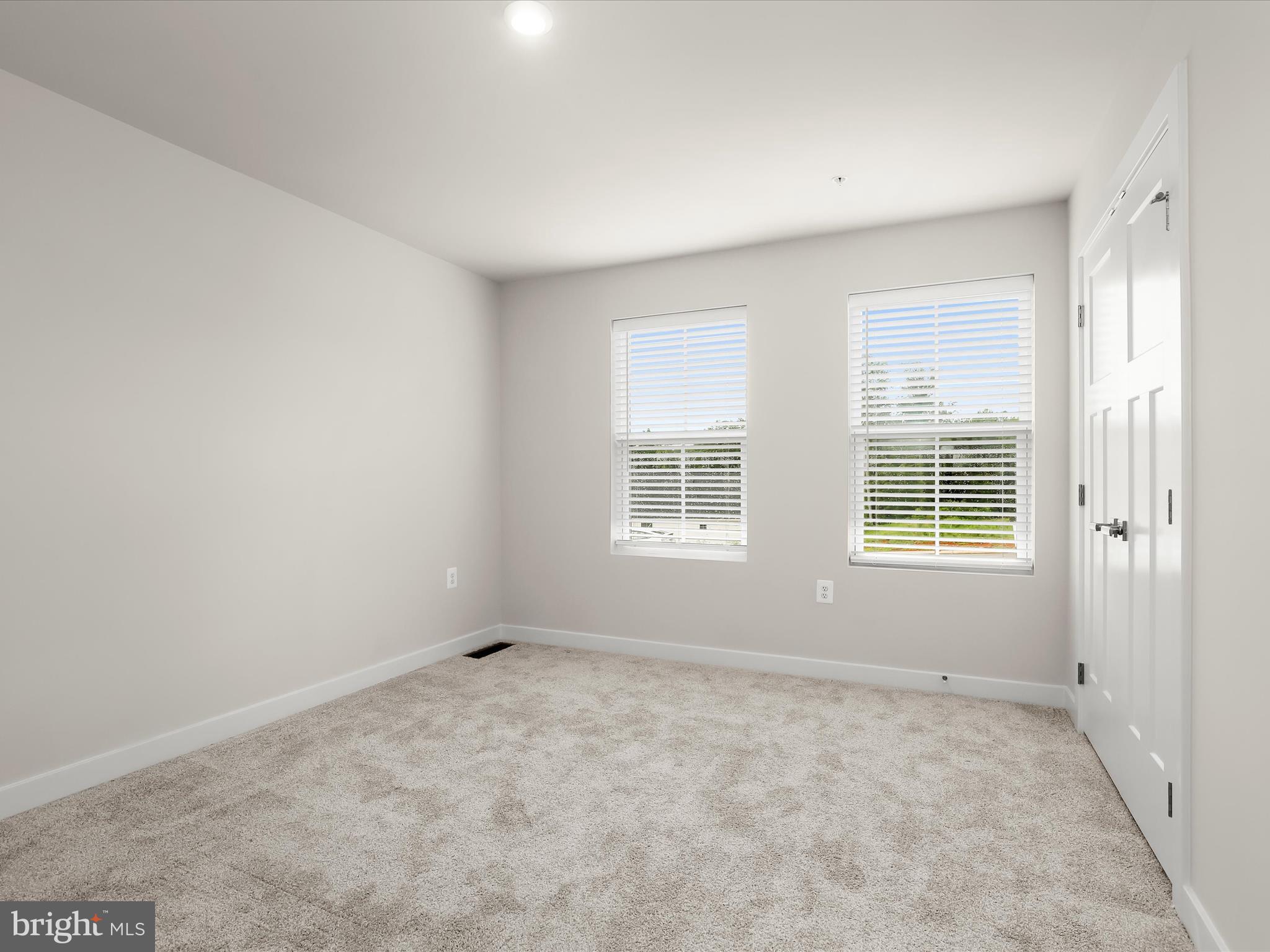 GRACE WOODS - Residential