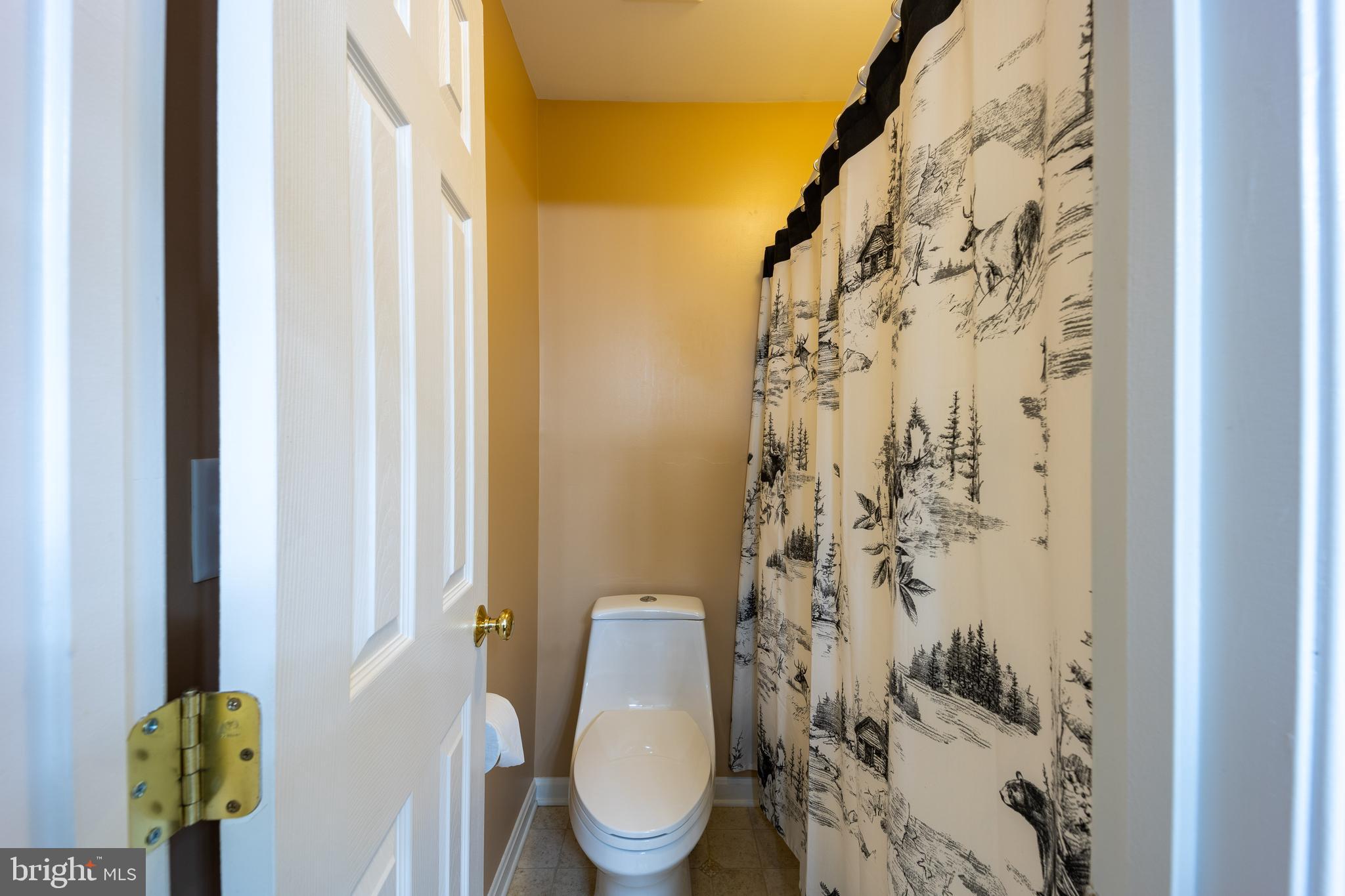 APPLE KNOLLS ESTATES - Residential