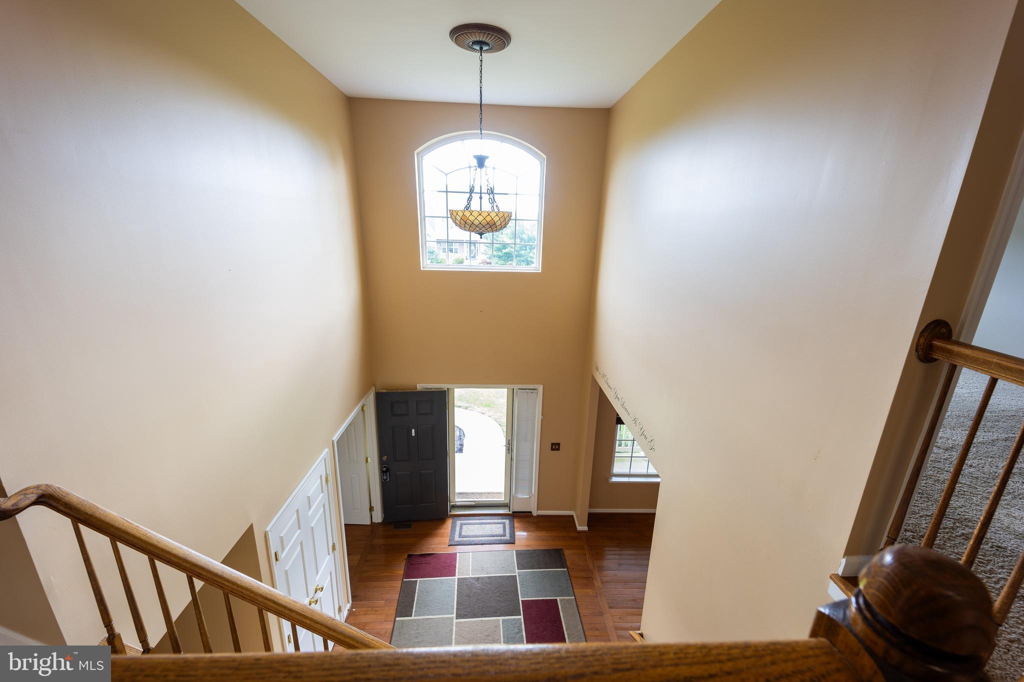 APPLE KNOLLS ESTATES - Residential