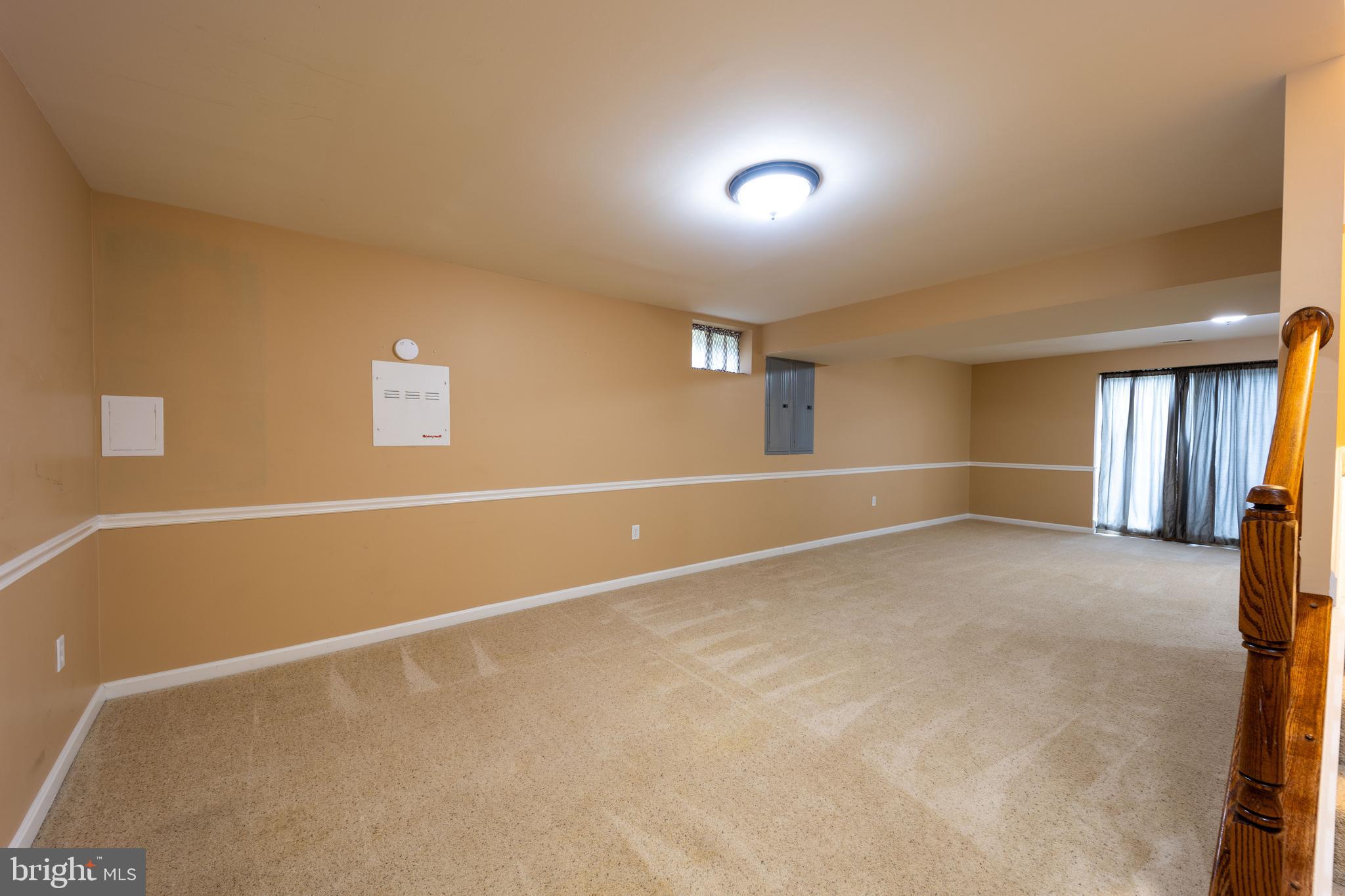 APPLE KNOLLS ESTATES - Residential