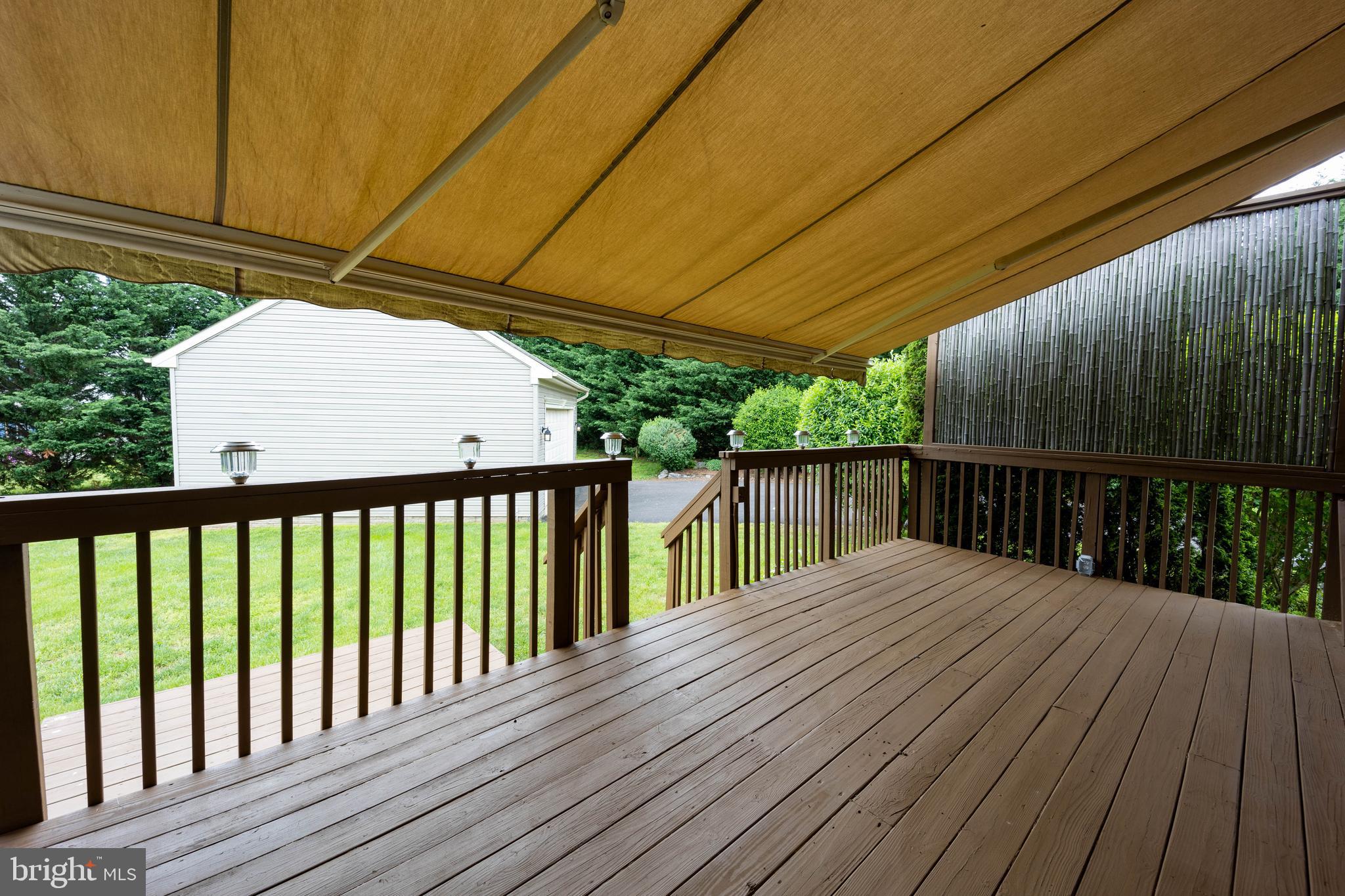 APPLE KNOLLS ESTATES - Residential