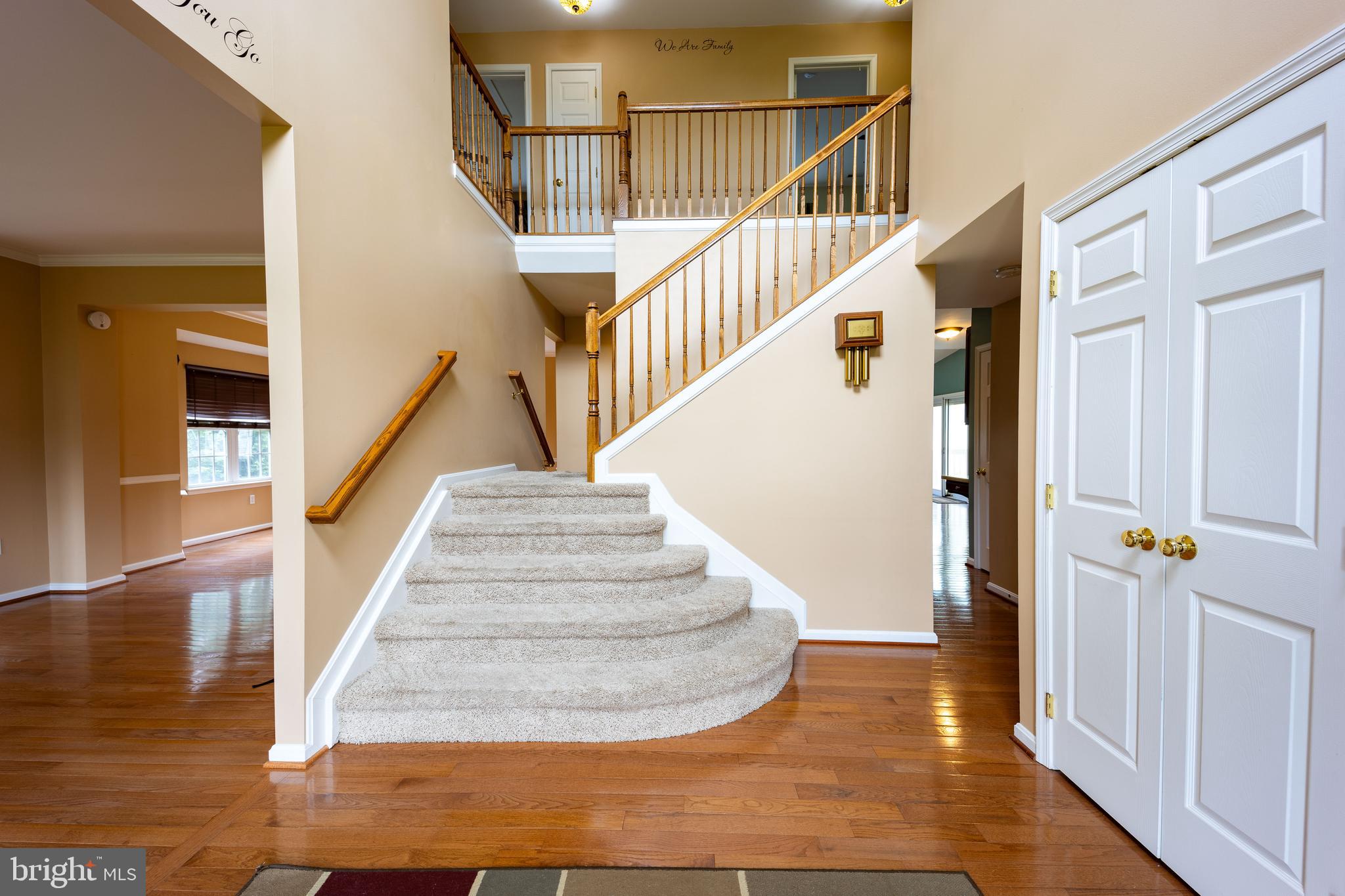 APPLE KNOLLS ESTATES - Residential