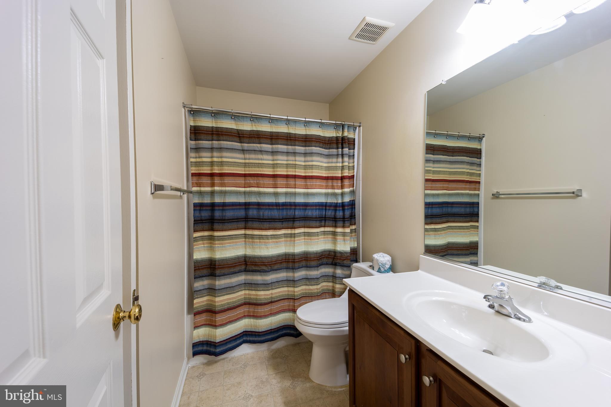 APPLE KNOLLS ESTATES - Residential