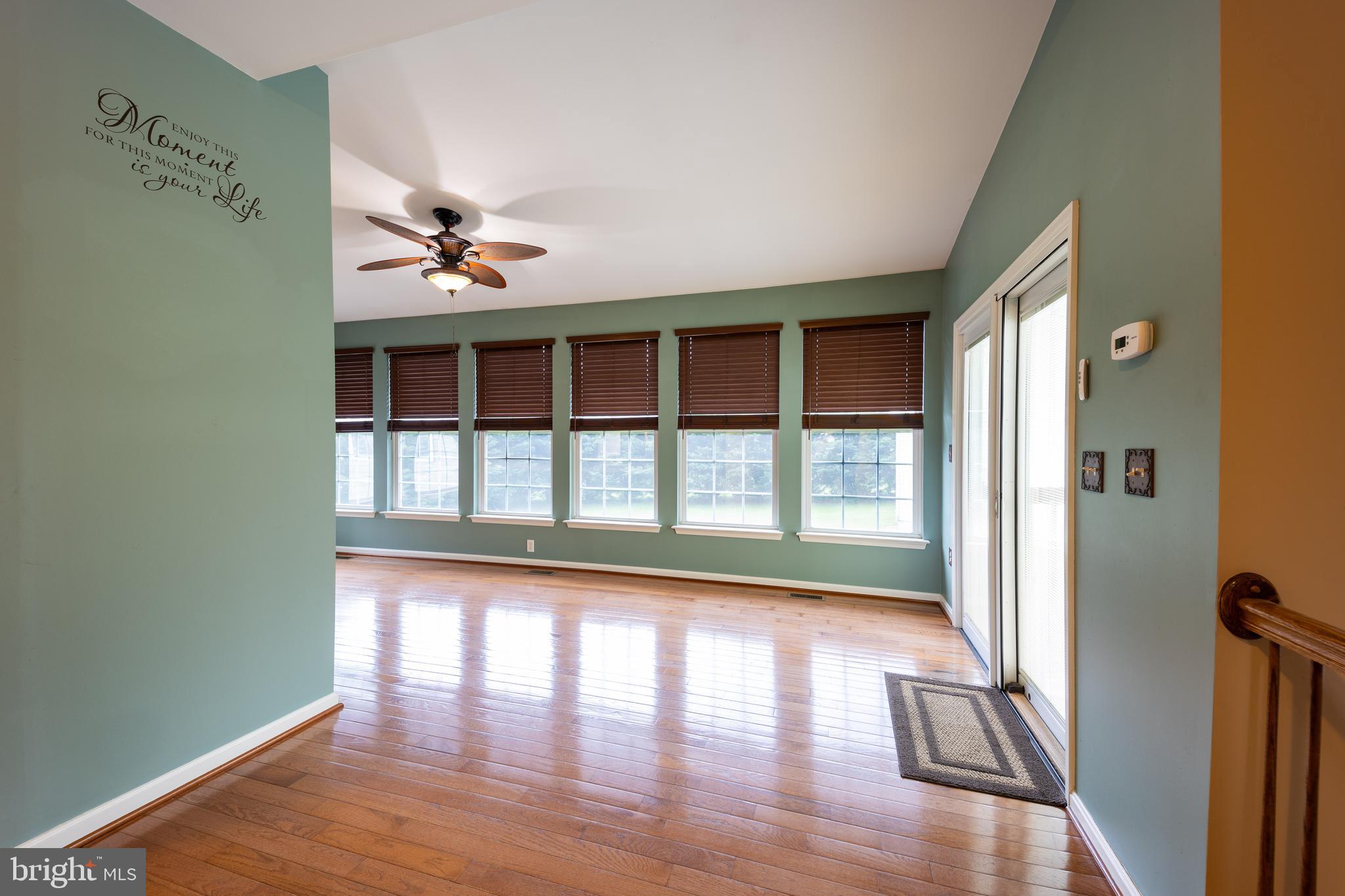 APPLE KNOLLS ESTATES - Residential