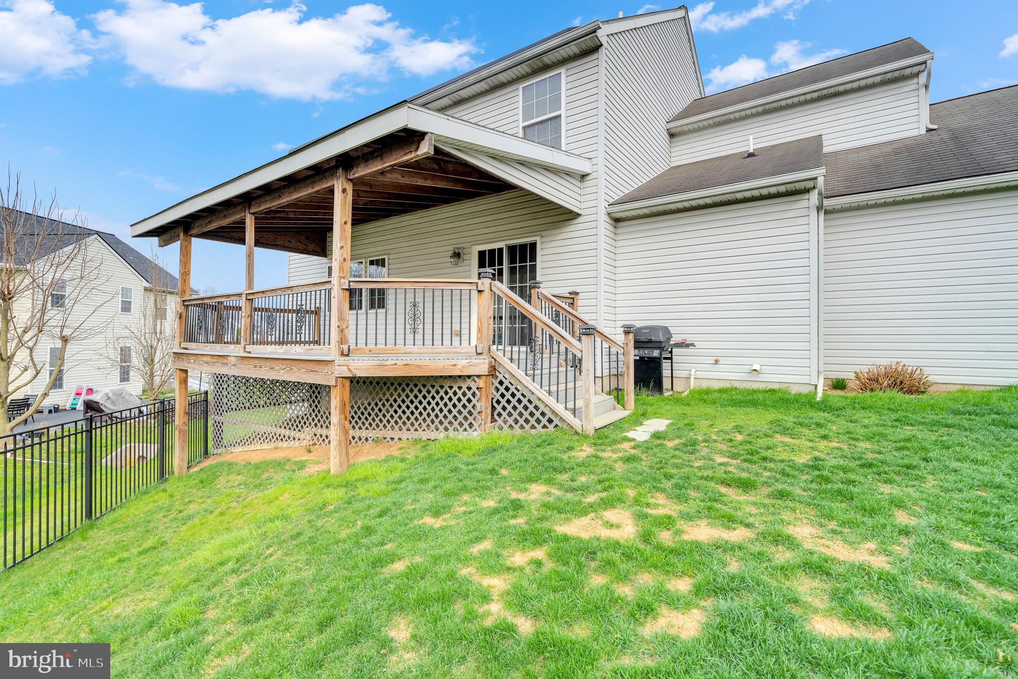 JACOBS CREEK - Residential