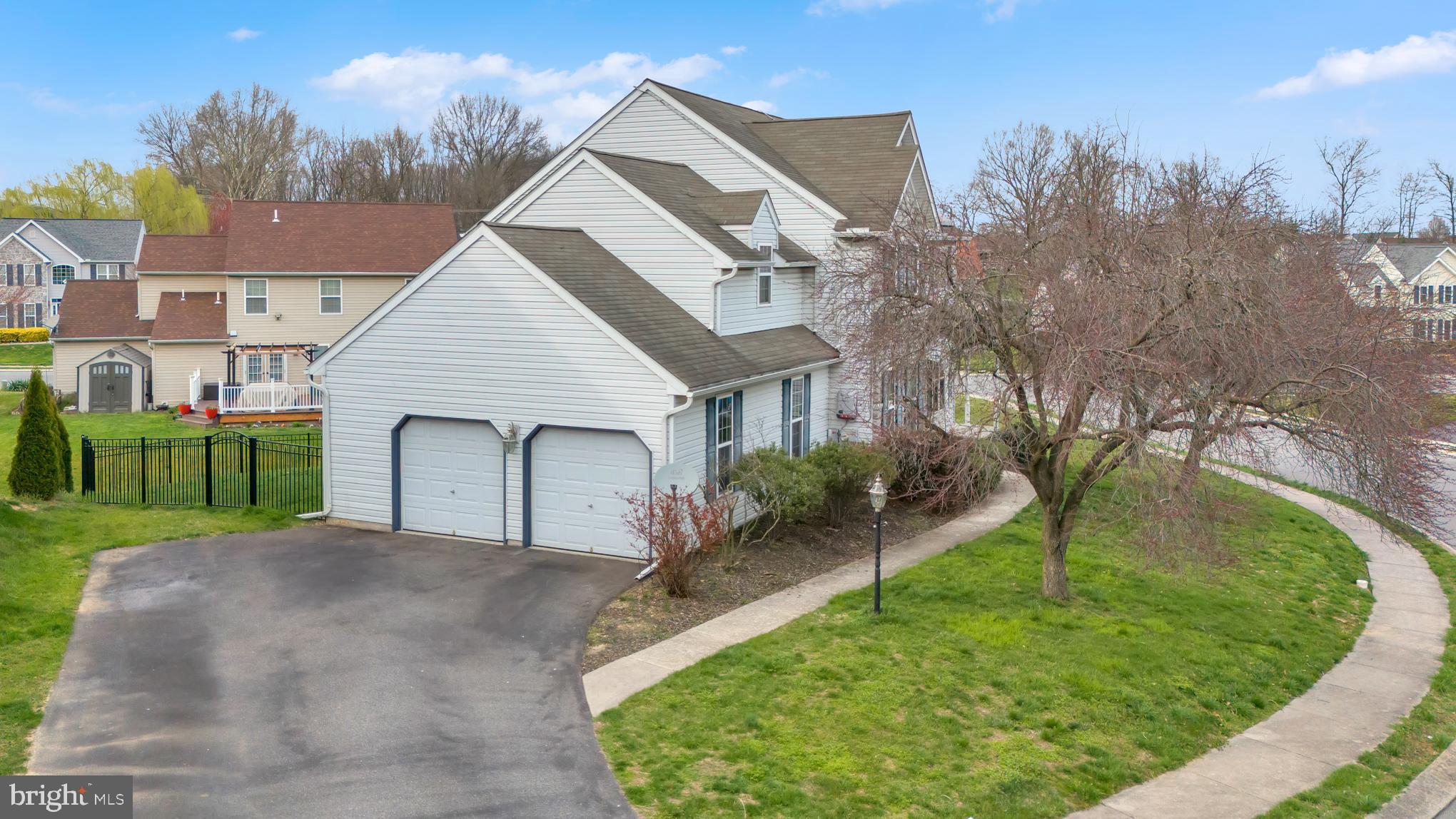 JACOBS CREEK - Residential