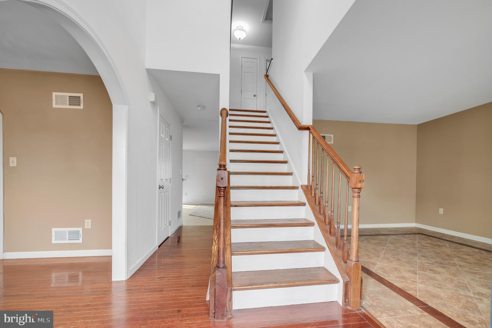 JACOBS CREEK - Residential