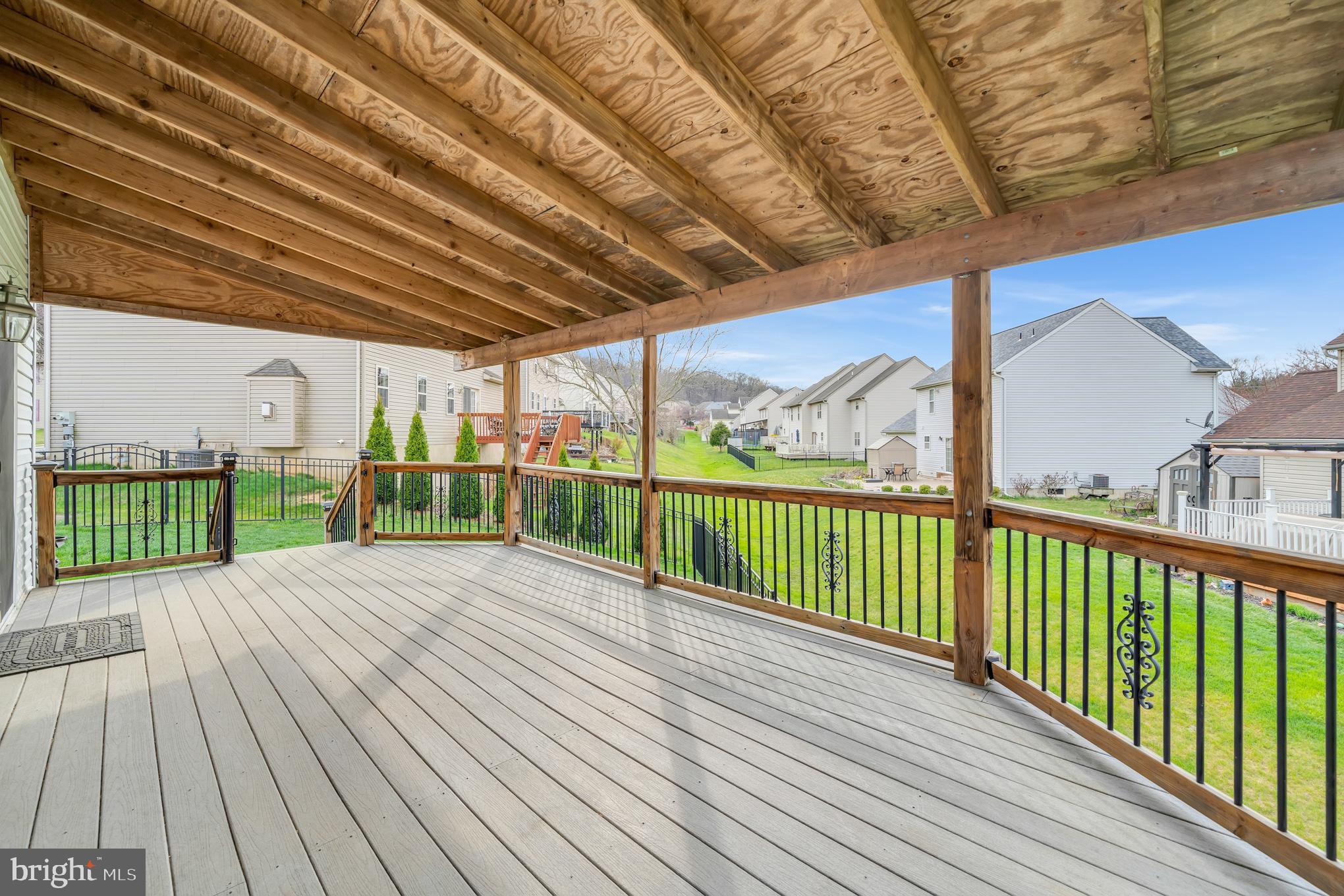 JACOBS CREEK - Residential