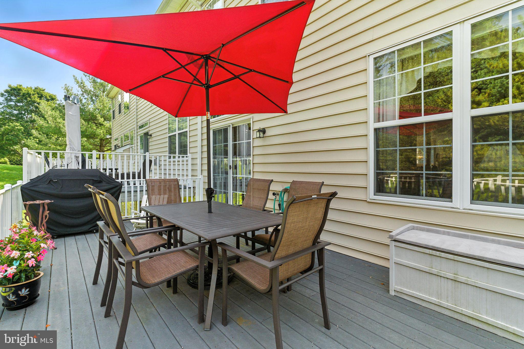 205 N. AZALEA COURT