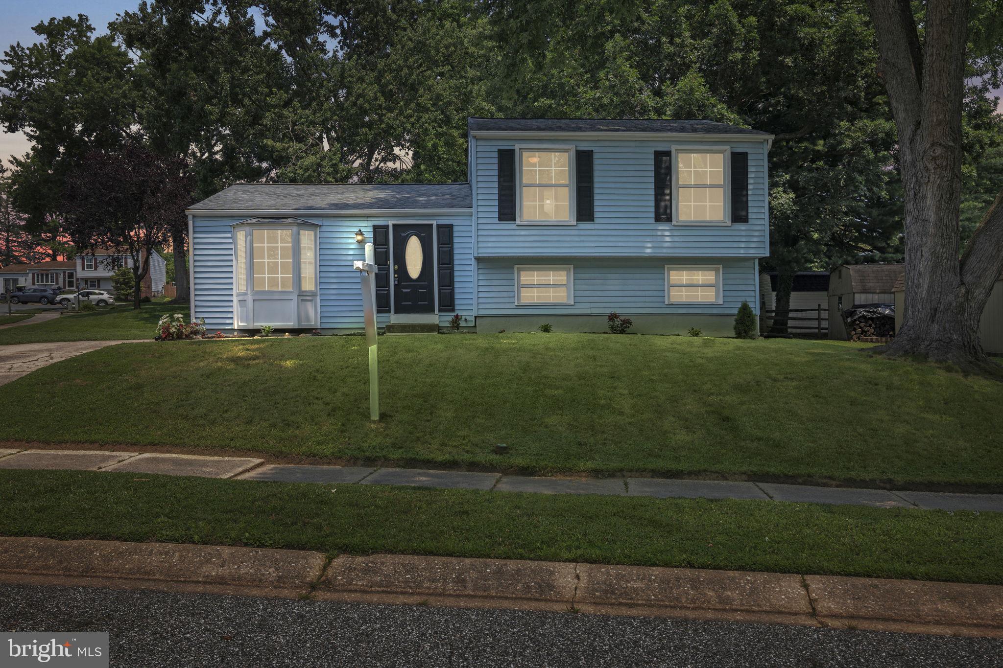326 ROYAL OAK DRIVE