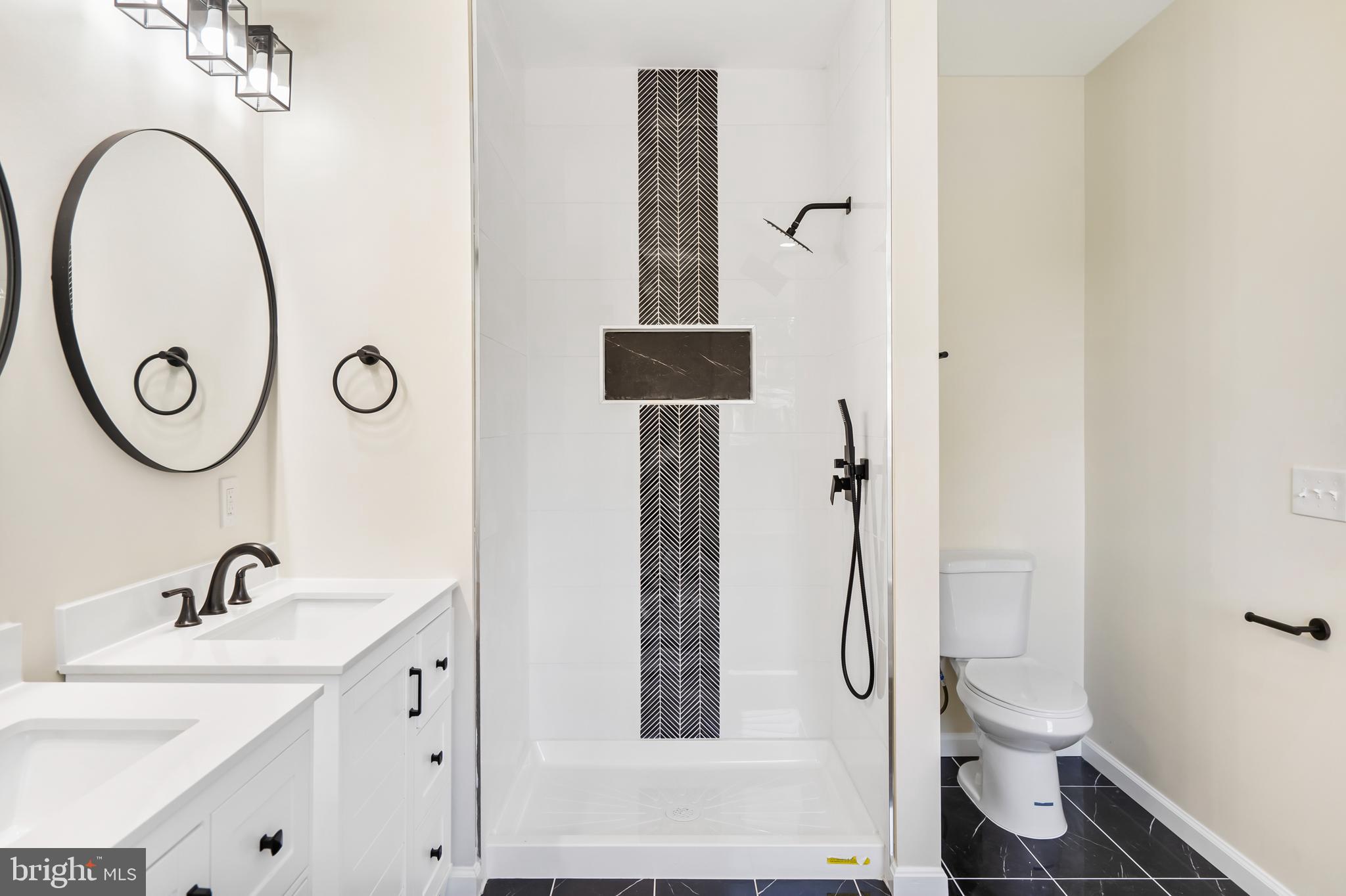 GARWYN OAKS - Residential