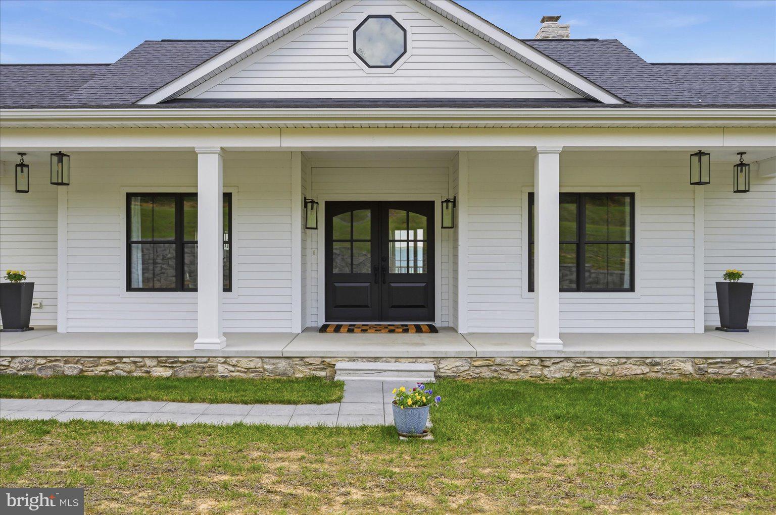 33 KIBO CT