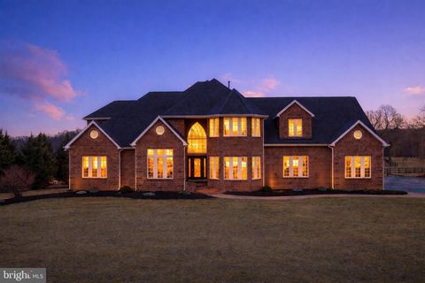 240 GLENDOBBIN ROAD WINCHESTER VA 22603