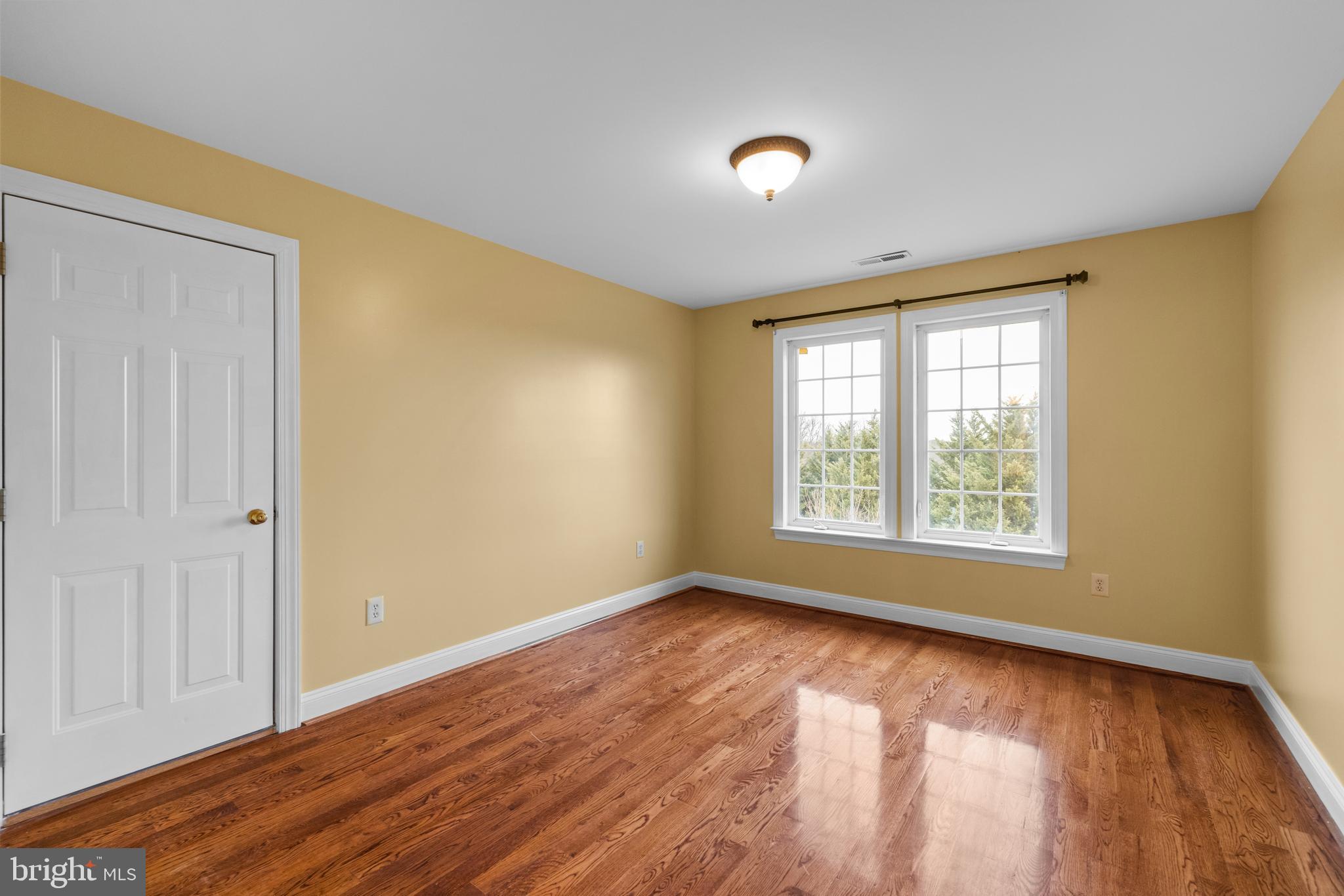 MCGUIRE HILLS - Residential