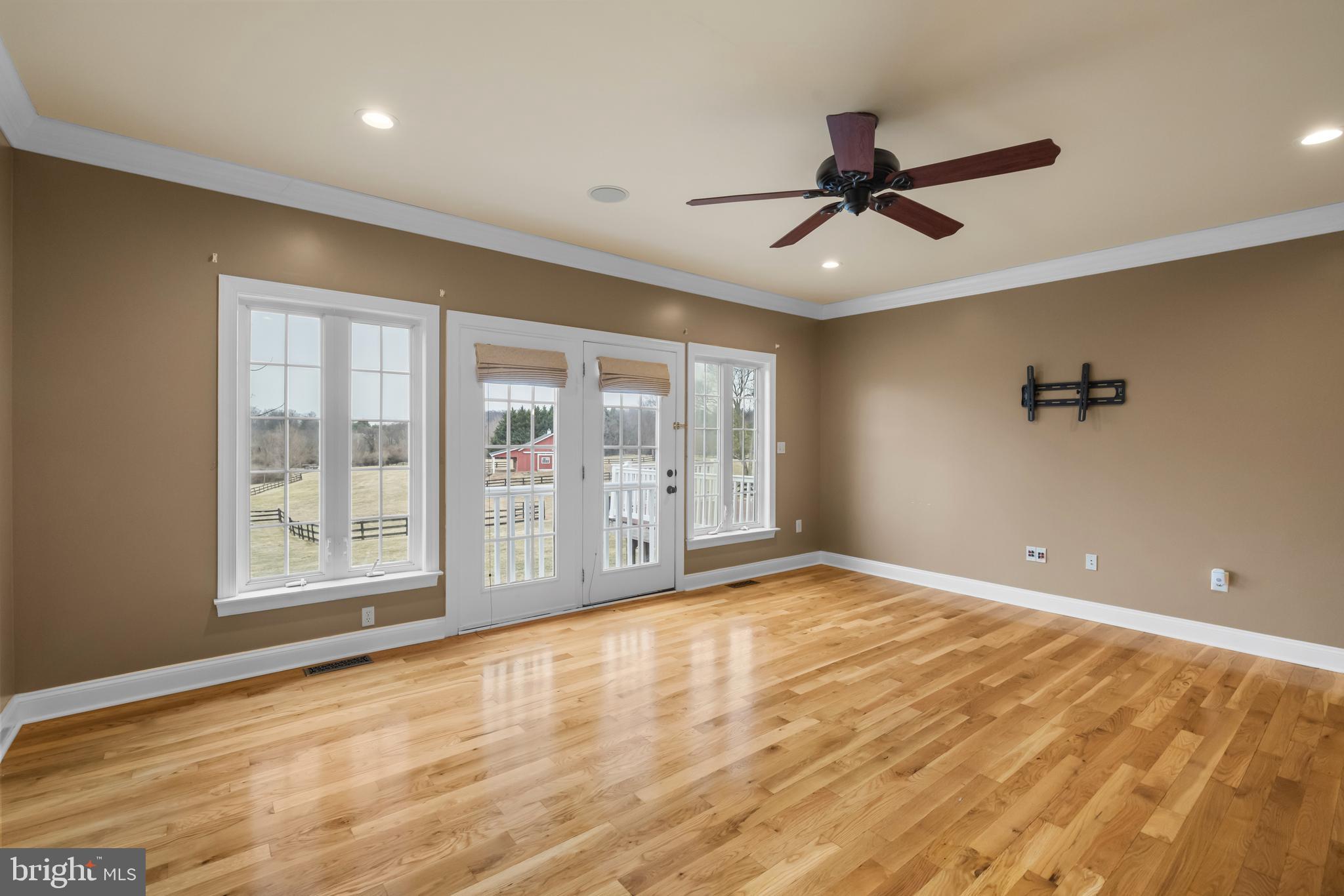 MCGUIRE HILLS - Residential