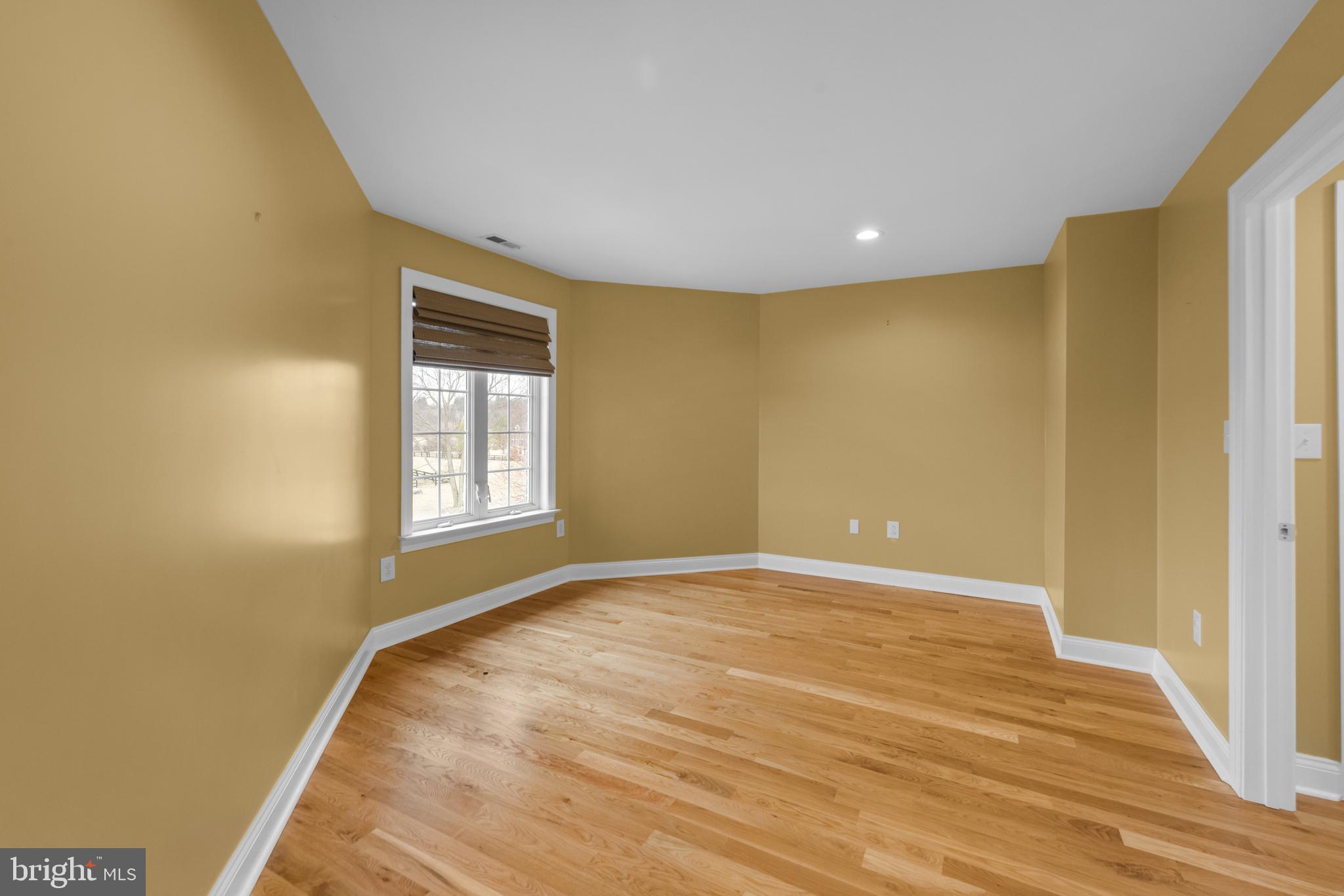 MCGUIRE HILLS - Residential