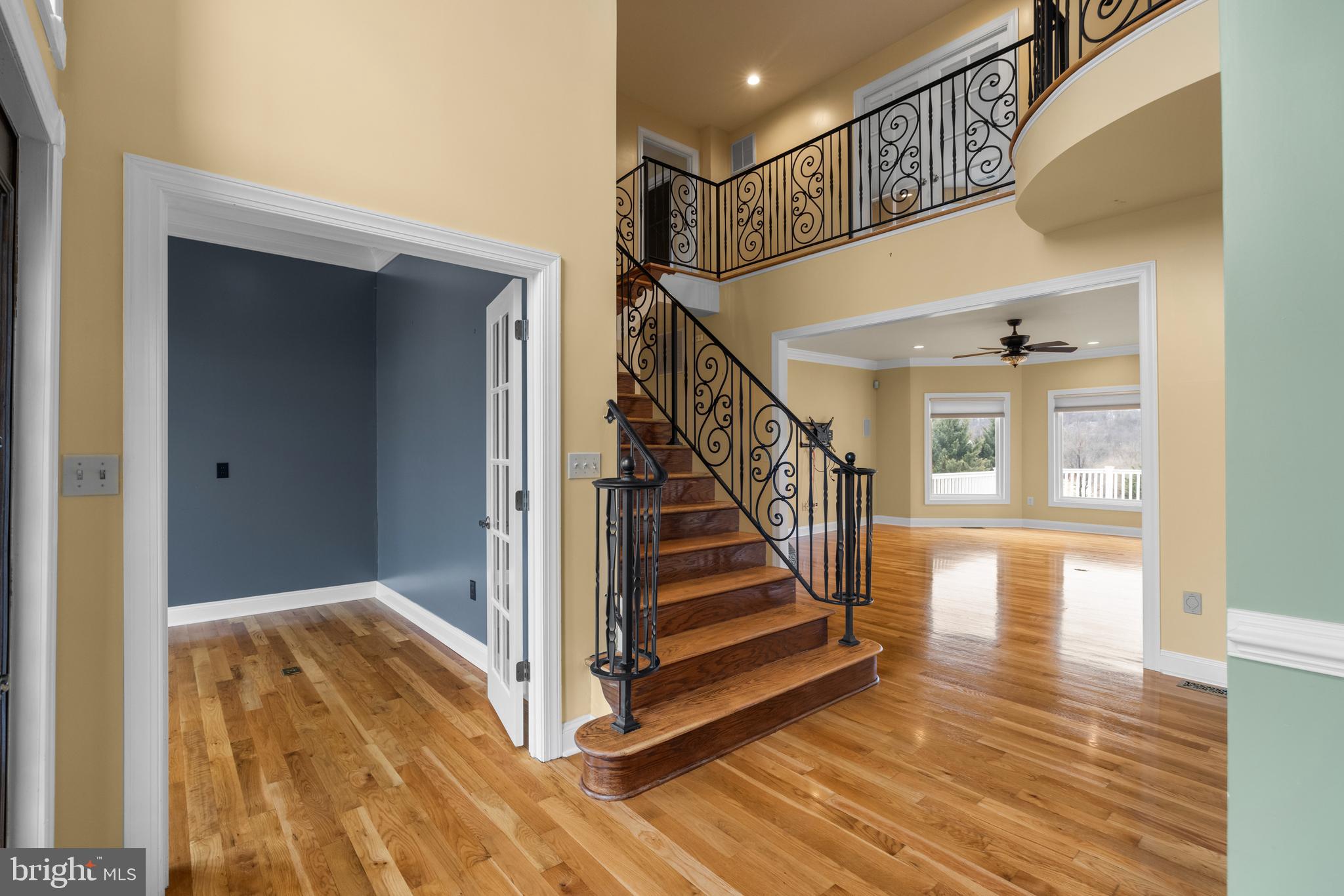 MCGUIRE HILLS - Residential