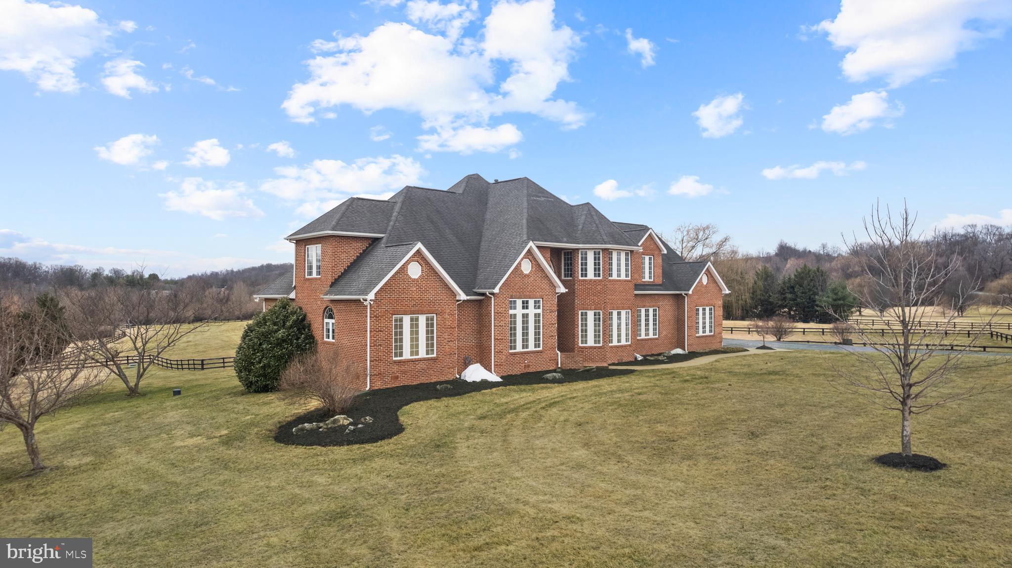 MCGUIRE HILLS - Residential