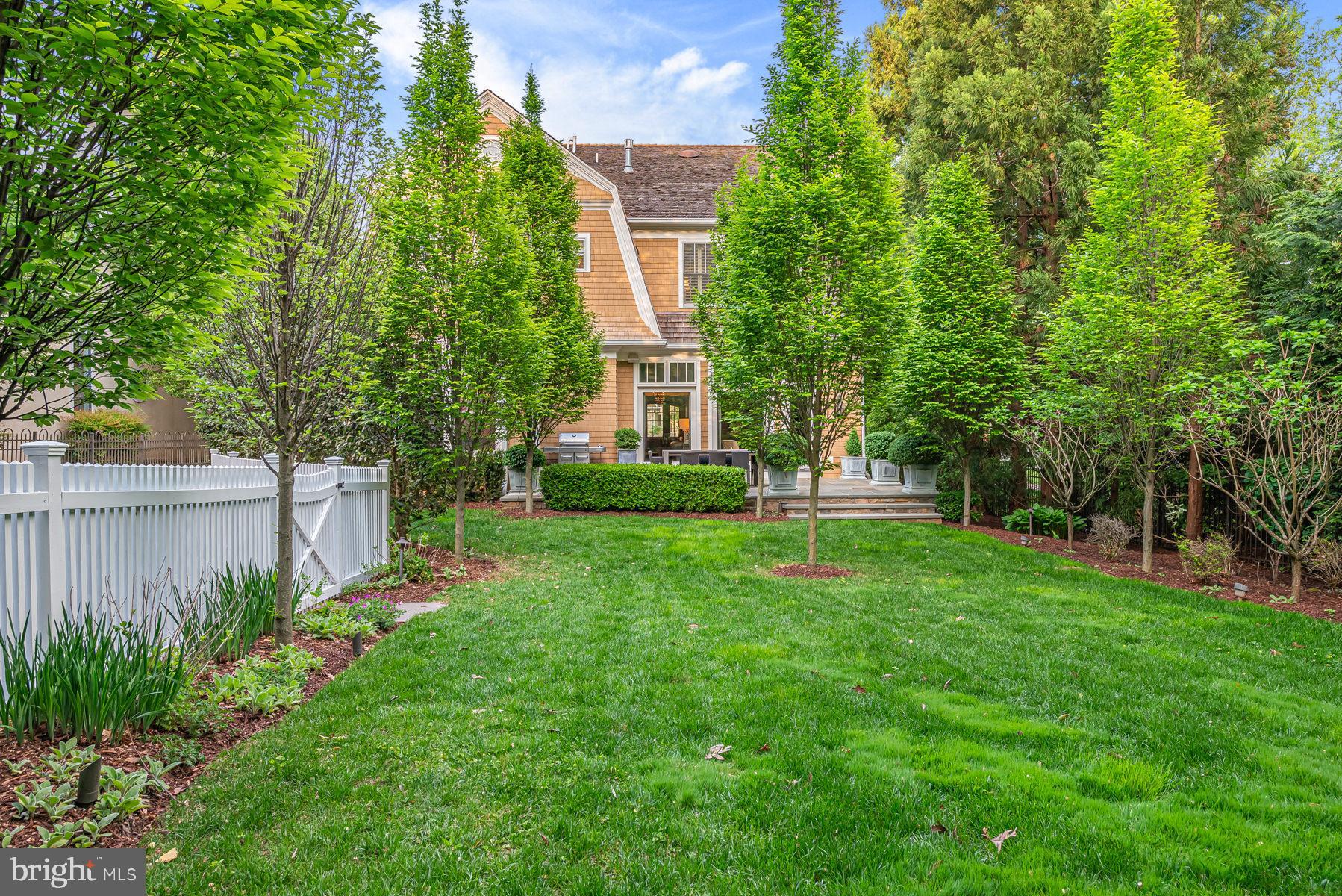 EDGEMOOR - Residential