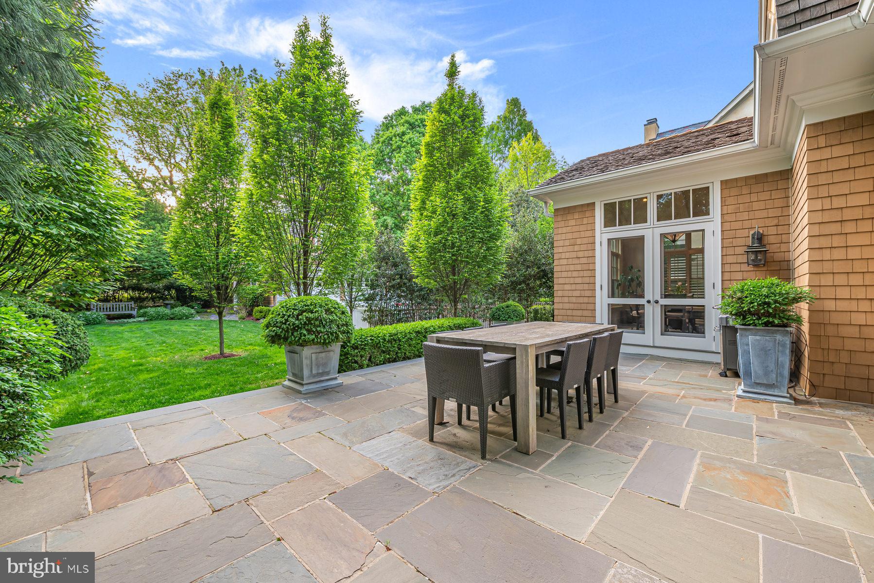 EDGEMOOR - Residential